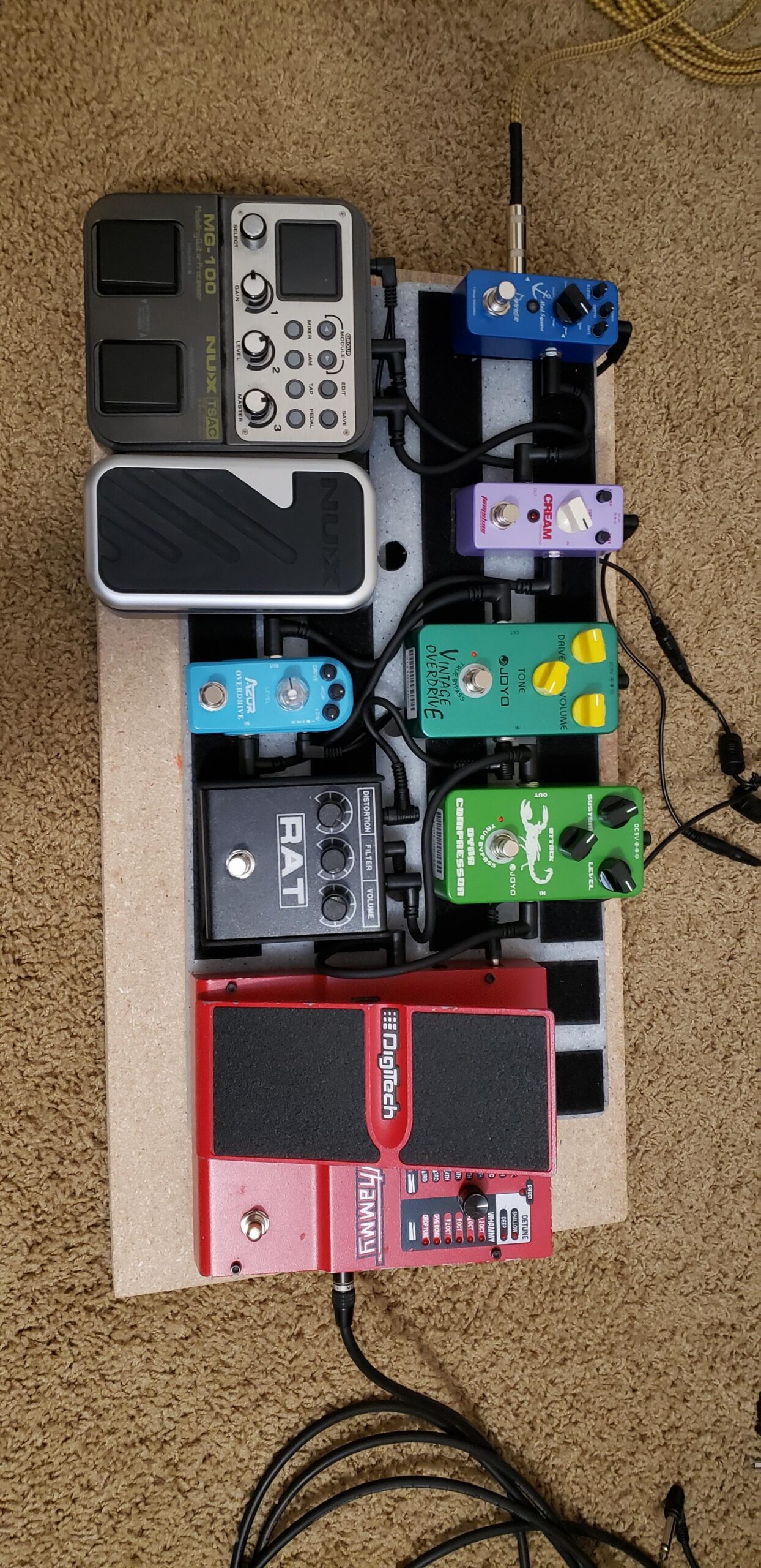 JOYO Dynamic Compressor Guitar Pedal, Transparent Tone with Low Noise, Sustain & Attack Control for Electric Guitar & Bass, True Bypass (JF-10) customer photo 2