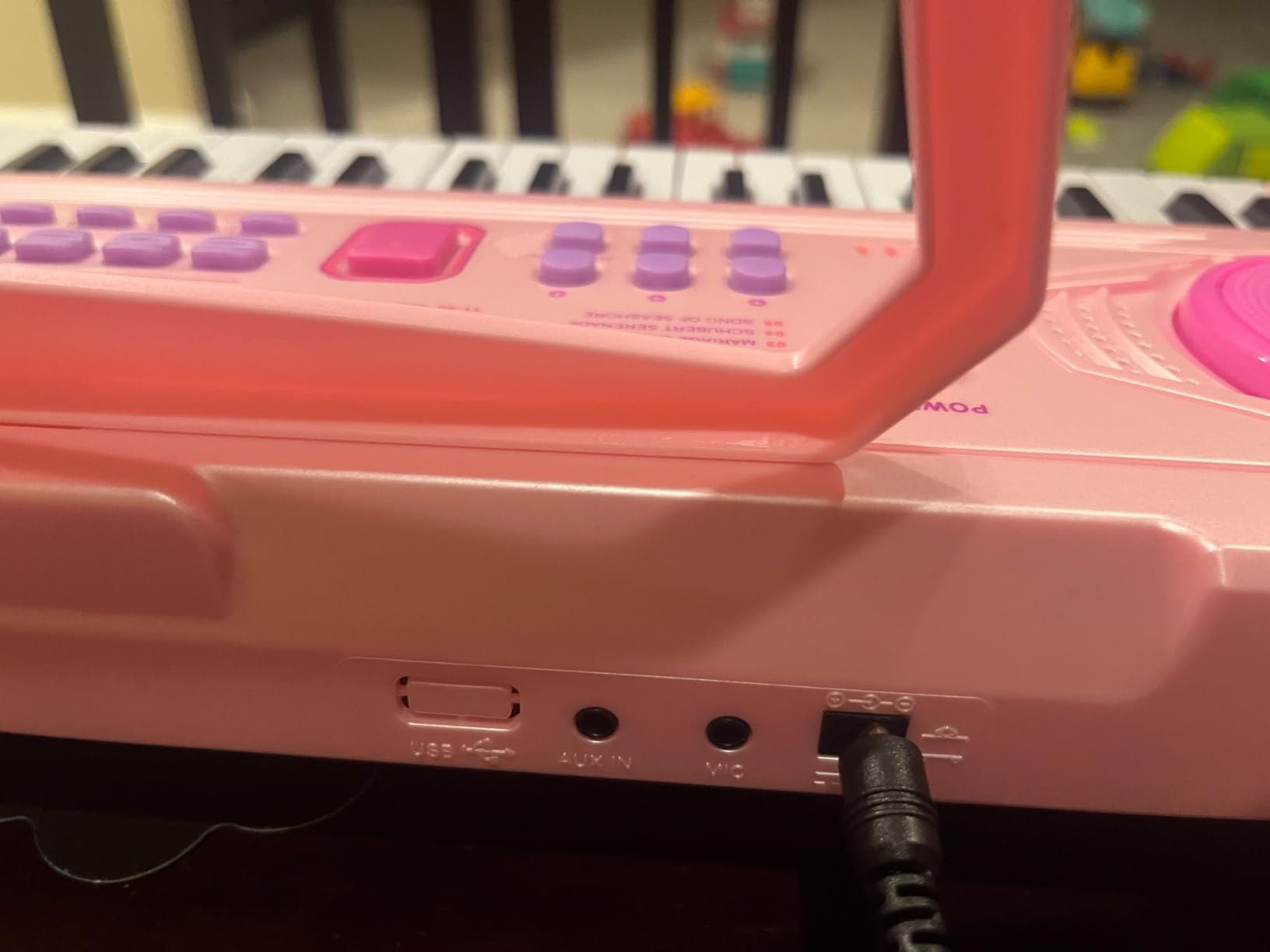WOSTOO 61 Key Piano Keyboard for Kids, Portable 24.6-Inch Electronic Digital Piano with Follow Teaching Mode, Microphone & Recording, Pink customer photo 1