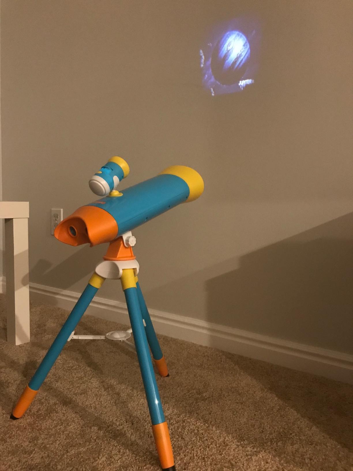 Little Experimenter Projector Telescope for Kids, Children's Telescopes & 24 Space Images, STEM Activity Science Toys, Gifts for Kids, Learning Gifts for Boys & Girls Ages 3 4 5 6-12 Year Old customer photo 1