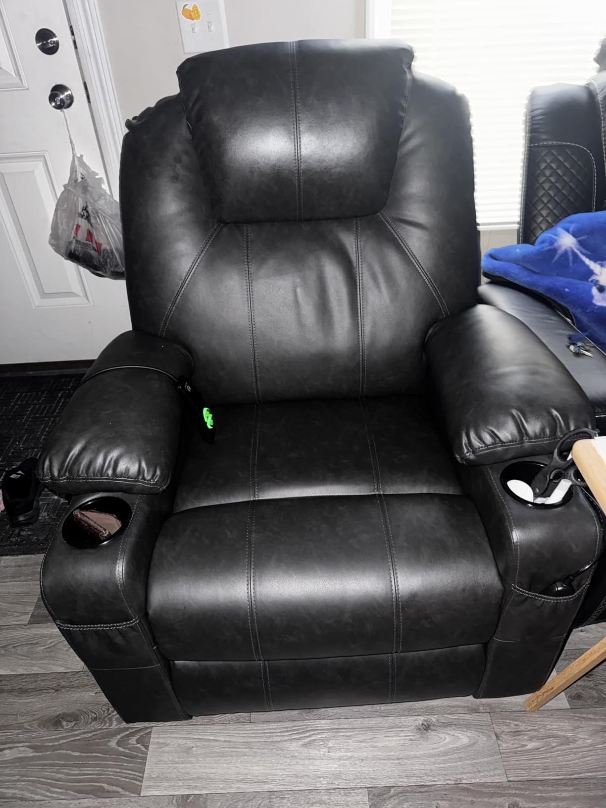 MCombo Large Power Lift Recliner Chair with Massage and Heat for Tall Elderly People, 3 Positions, Cup Holders, and USB Ports, Faux Leather 7516 (Large, Dark Brown) customer photo 2
