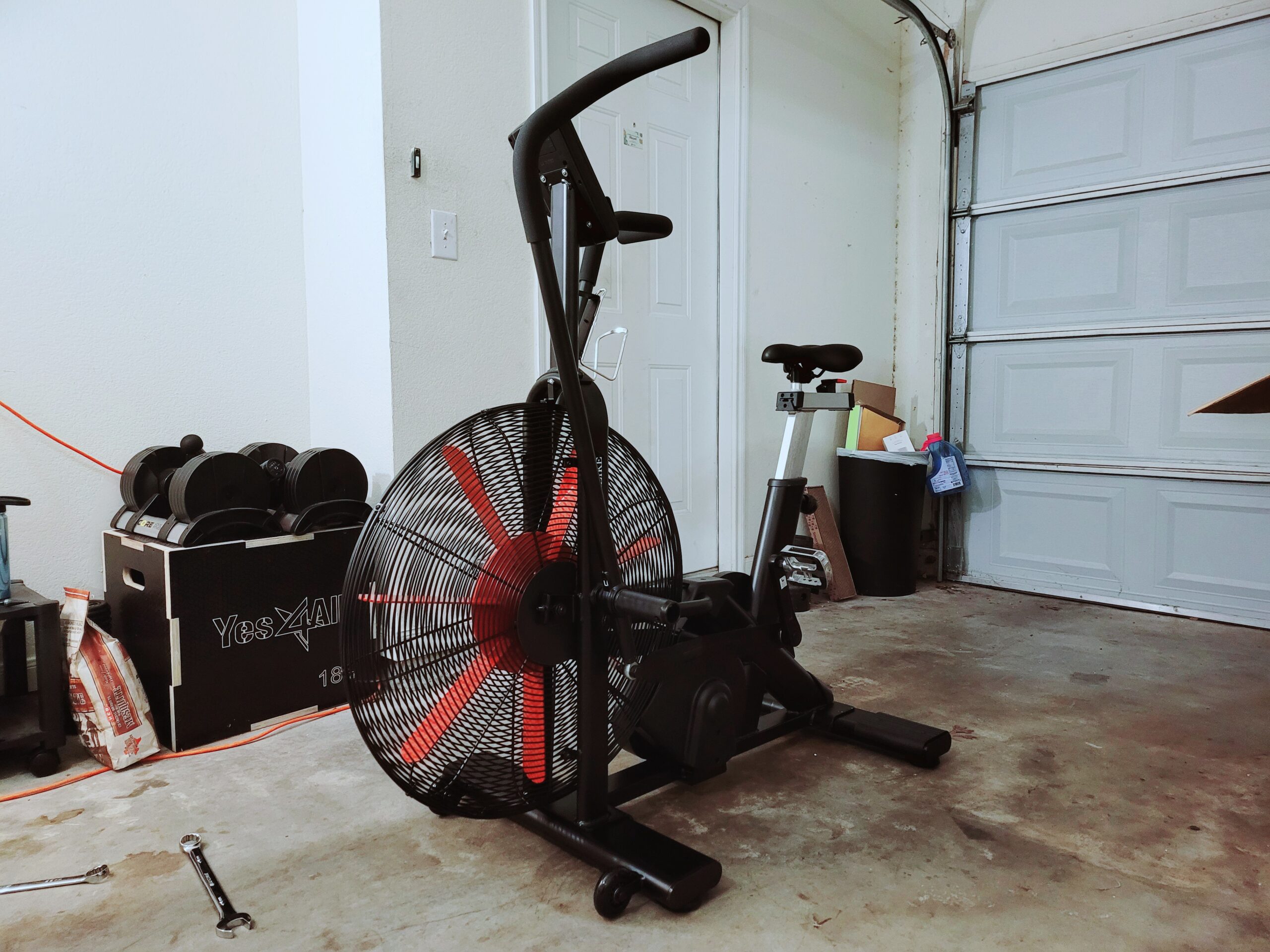 leikefitness Fan Exercise Bike Upright AirBike Indoor Cycling Stationary Bicycle with Unlimited Air Resistance System,Heart Rate Compatibility and Tablet Holder for Home Cardio Workout customer photo 1