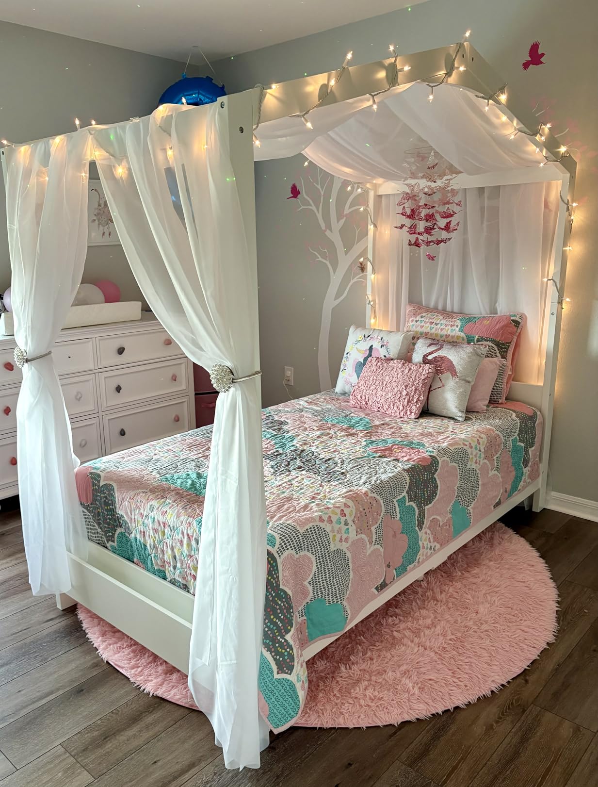 Delta Children Poppy House Wood Twin Bed, Platform Bed - No Box Spring Needed, Bianca White customer photo 1