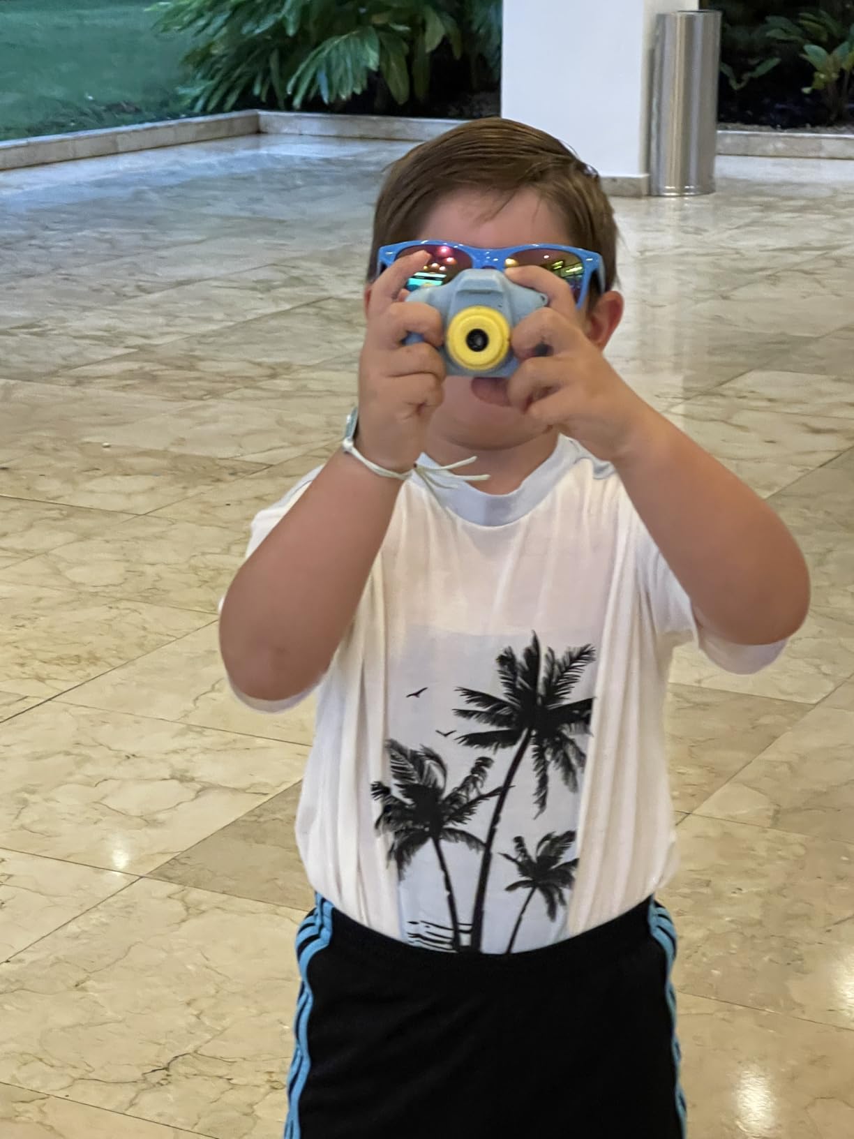 Agoigo Kids Waterproof Camera - Children Underwater HD Video Digital Camcorder, Portable Travel Toy for Toddler - Ideal Christmas Birthday Gifts for Boys Girls Age 3-12 with 32GB Card (Blue) customer photo 1