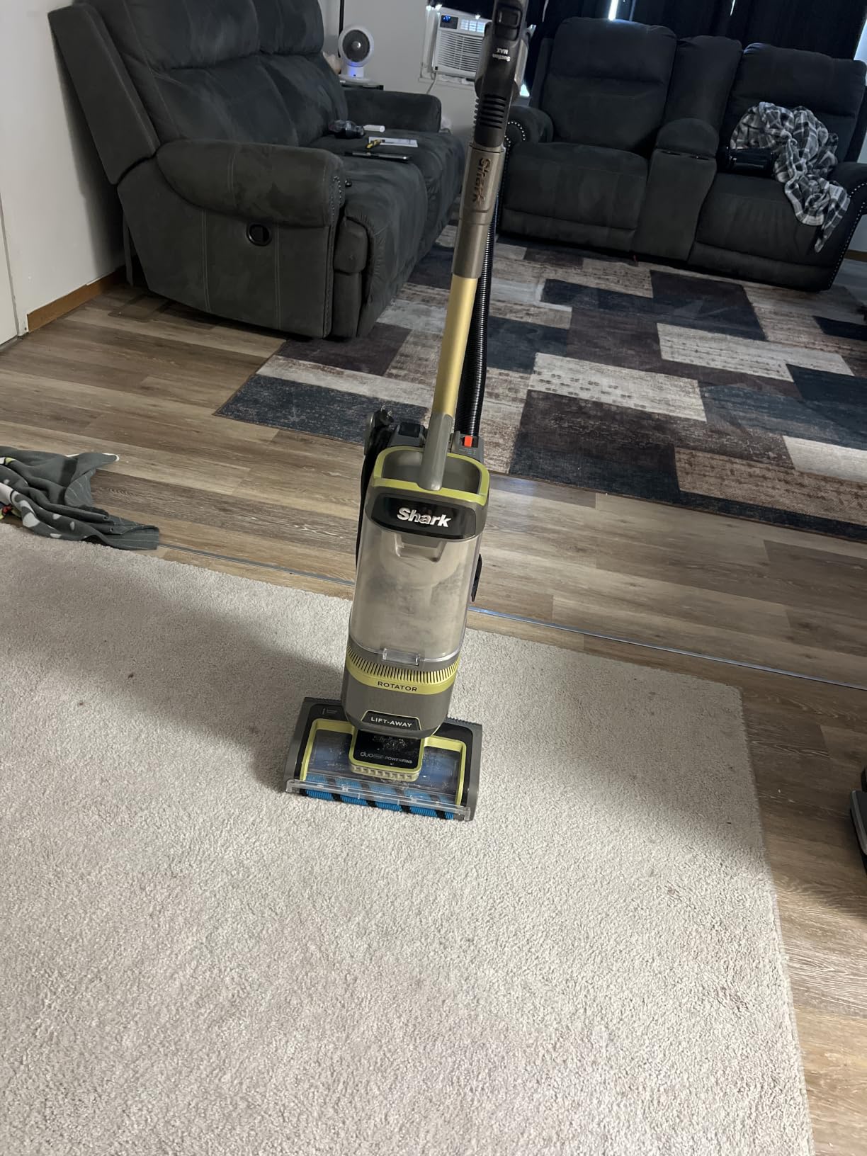 Shark Upright Vacuum Cleaner for Home | Rotator Lift-Away | No Hair Wrap | HEPA Filter | Lightweight Bagless Vacuum for Pet Hair | LED Headlights For Carpets & Hardwood Floors | Silver | LA502 customer photo 1