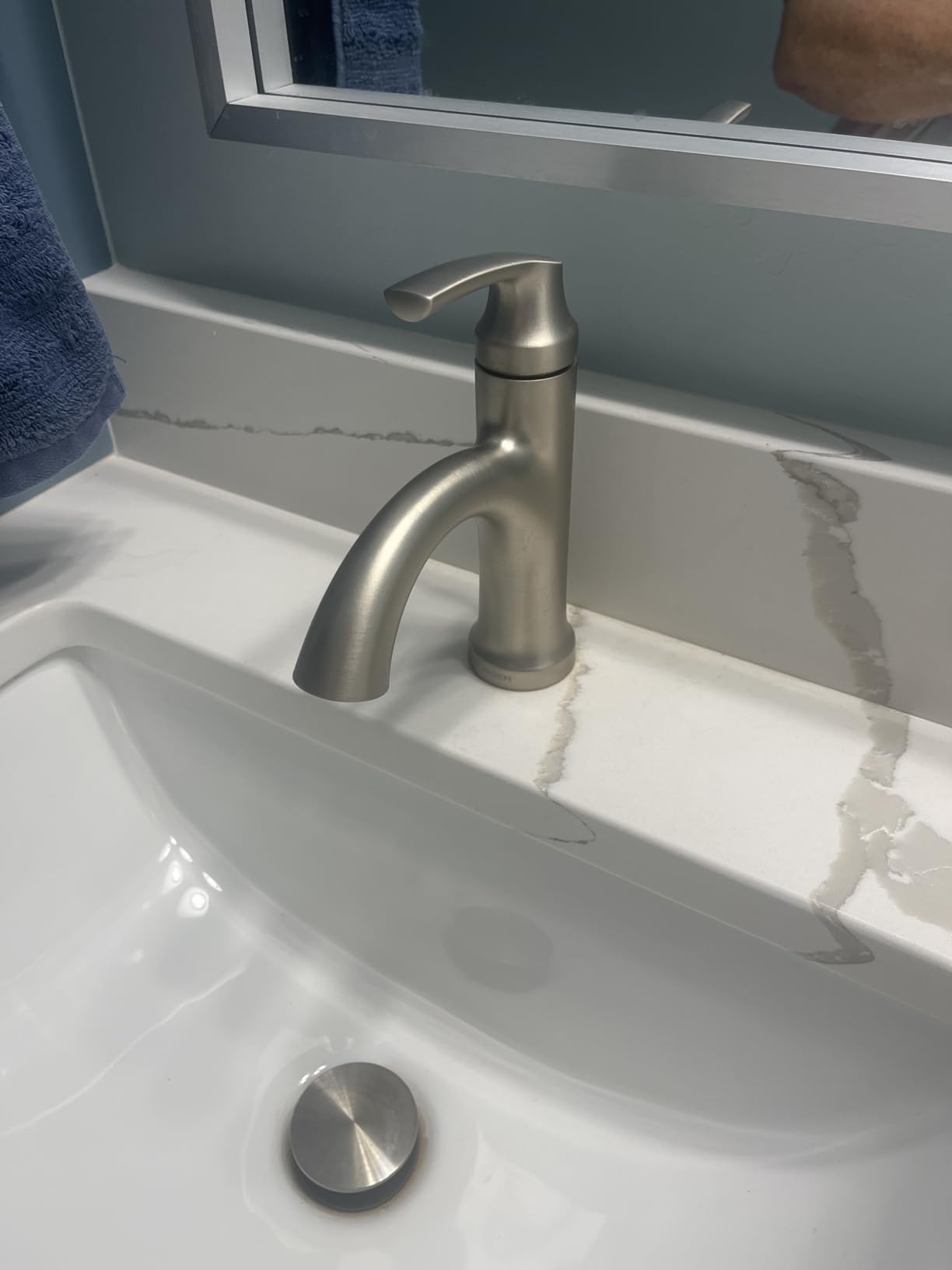 Moen Wellton Spot Resist Brushed Nickel One Hole Single-Handle Bathroom Faucet with Optional Deck Plate and Drain Assembly, 84980SRN customer photo 2