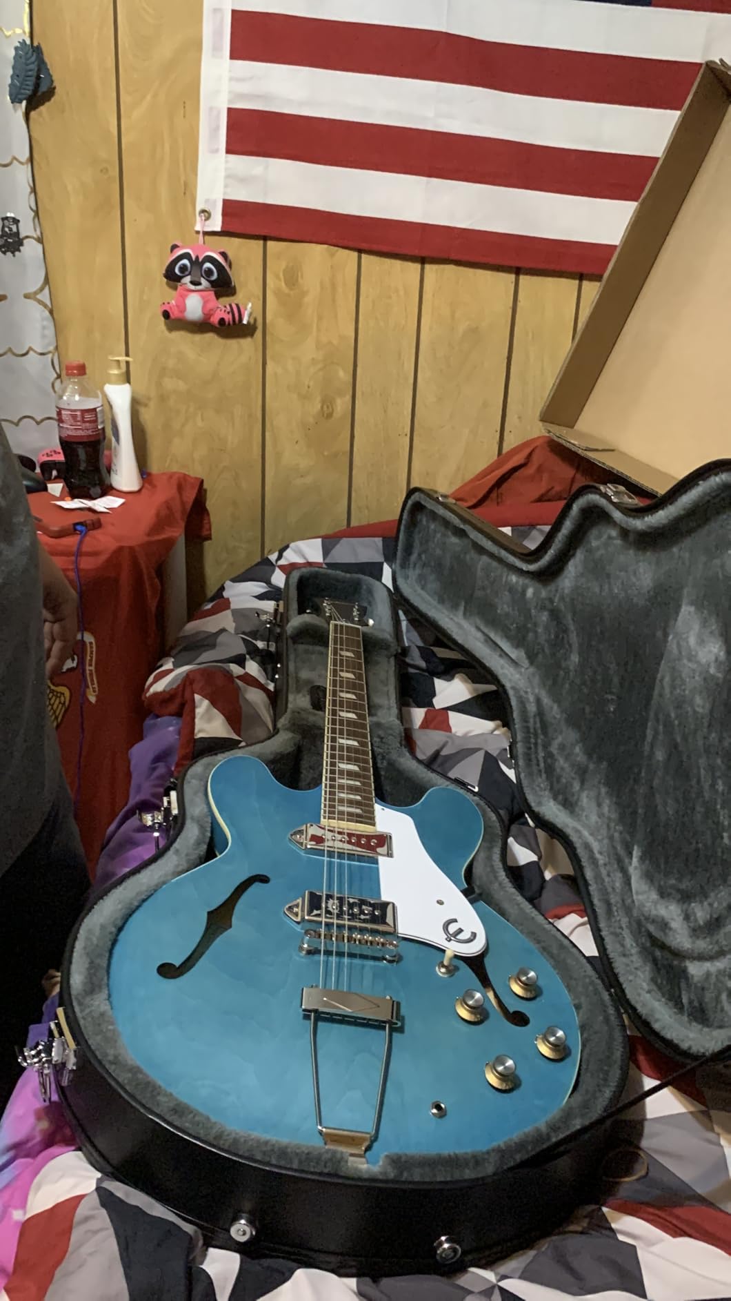 Epiphone Casino Hollowbody Worn, Ebony customer photo 1