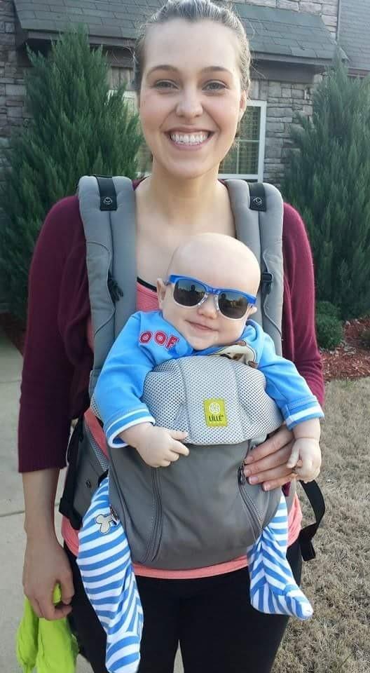 LÍLLÉbaby Complete All Seasons Ergonomic 6-in-1 Baby Carrier Infant to Toddler with Lumbar Support (7-45 Pounds), 360 Degree Baby Wearing & Multi-Position, Inward & Outward Facing (Charcoal & Silver) customer photo 1