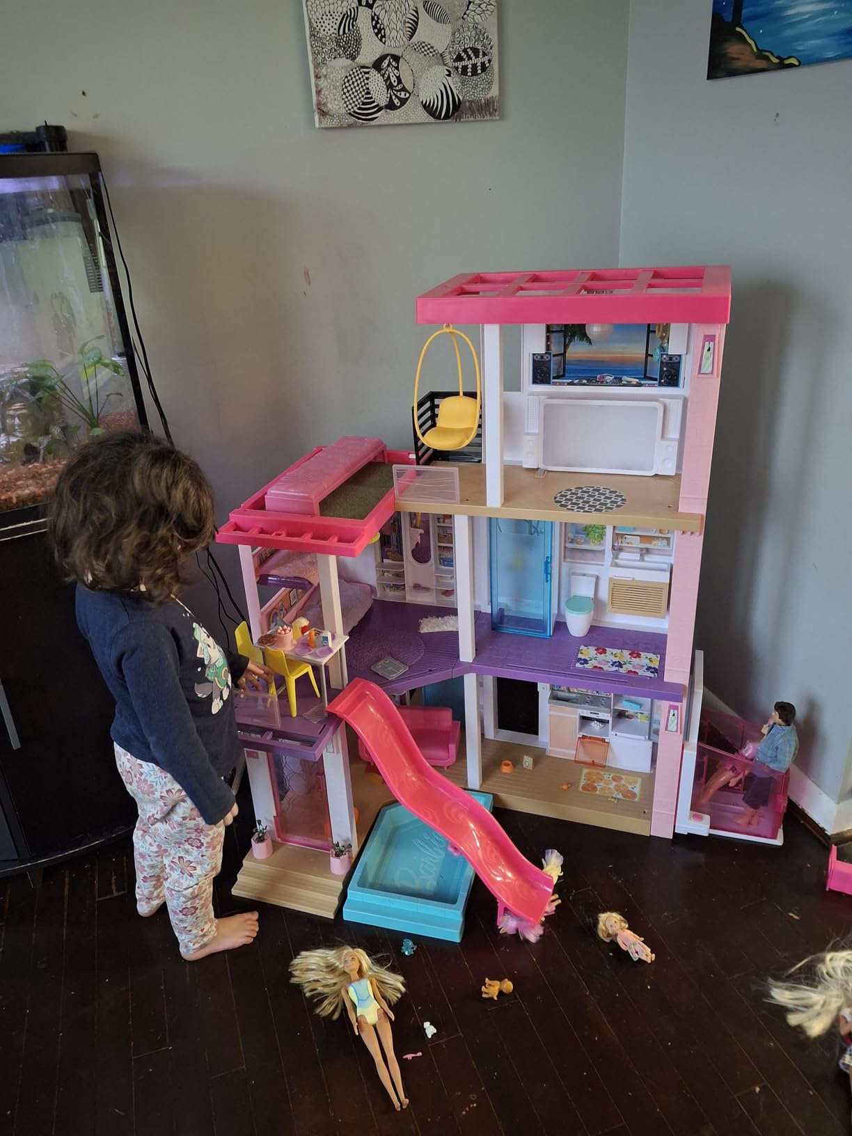 Barbie Dreamhouse Dollhouse Playset customer photo 2