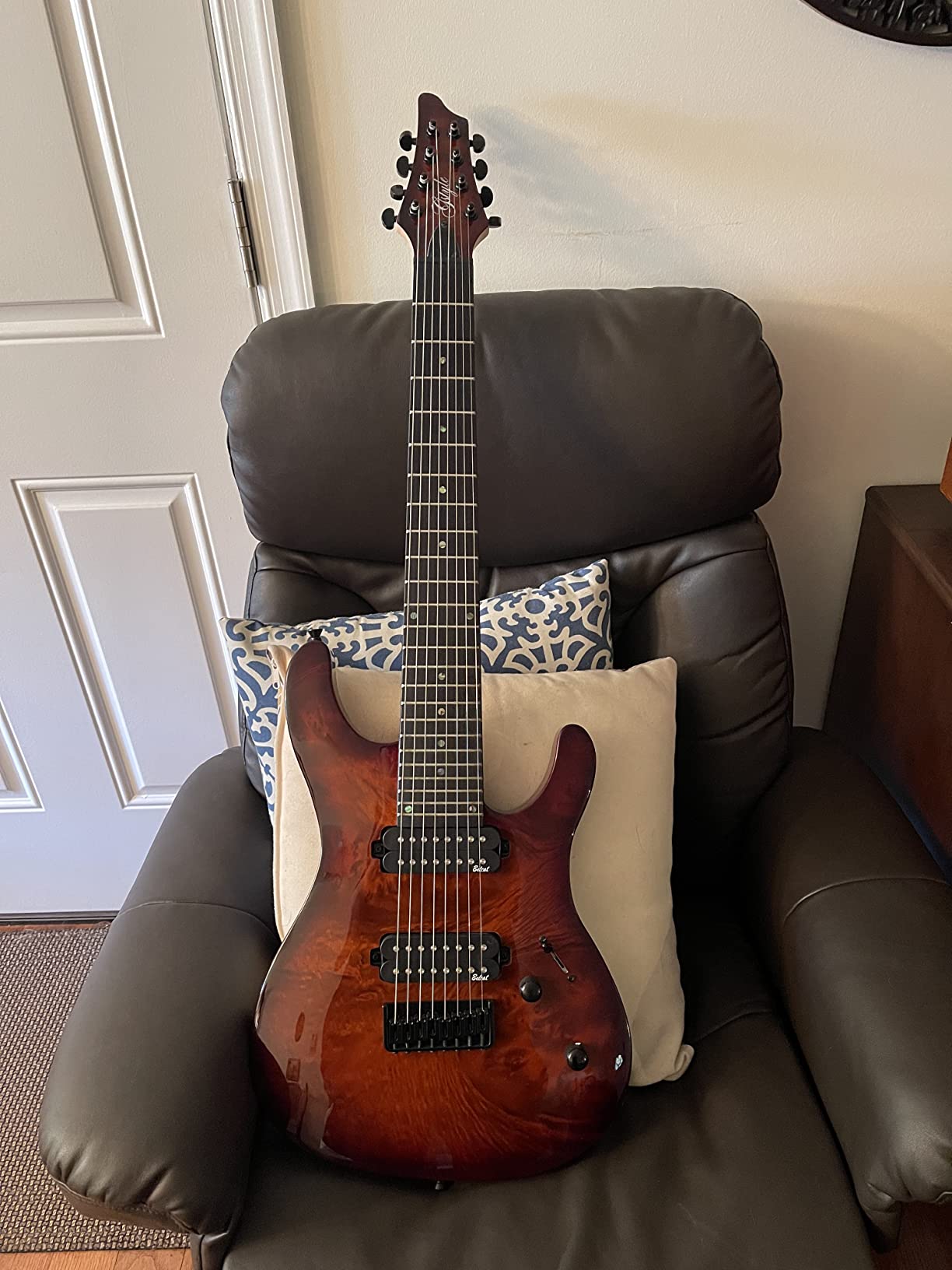 Gstyle 8 String Electric Guitar Burl Poplar Veneer Top, Okoume Wood Body, Bolt On Maple Neck, Poplar Wood Body (Right-handed) (ES-800) customer photo 2