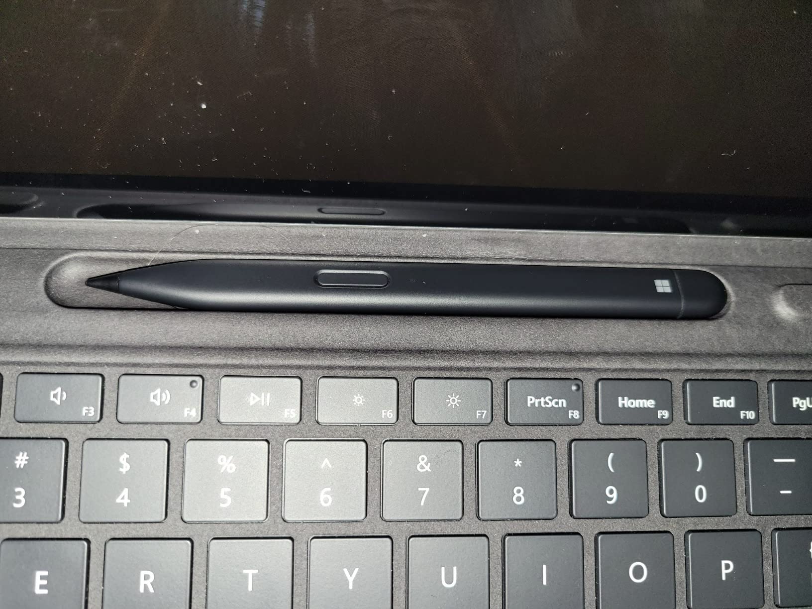 Surface Slim Pen 2 Matte Black - Bluetooth 5.0 Connectivity - 4,096 Points of Pressure Sensitivity - Haptic Motor customer photo 1