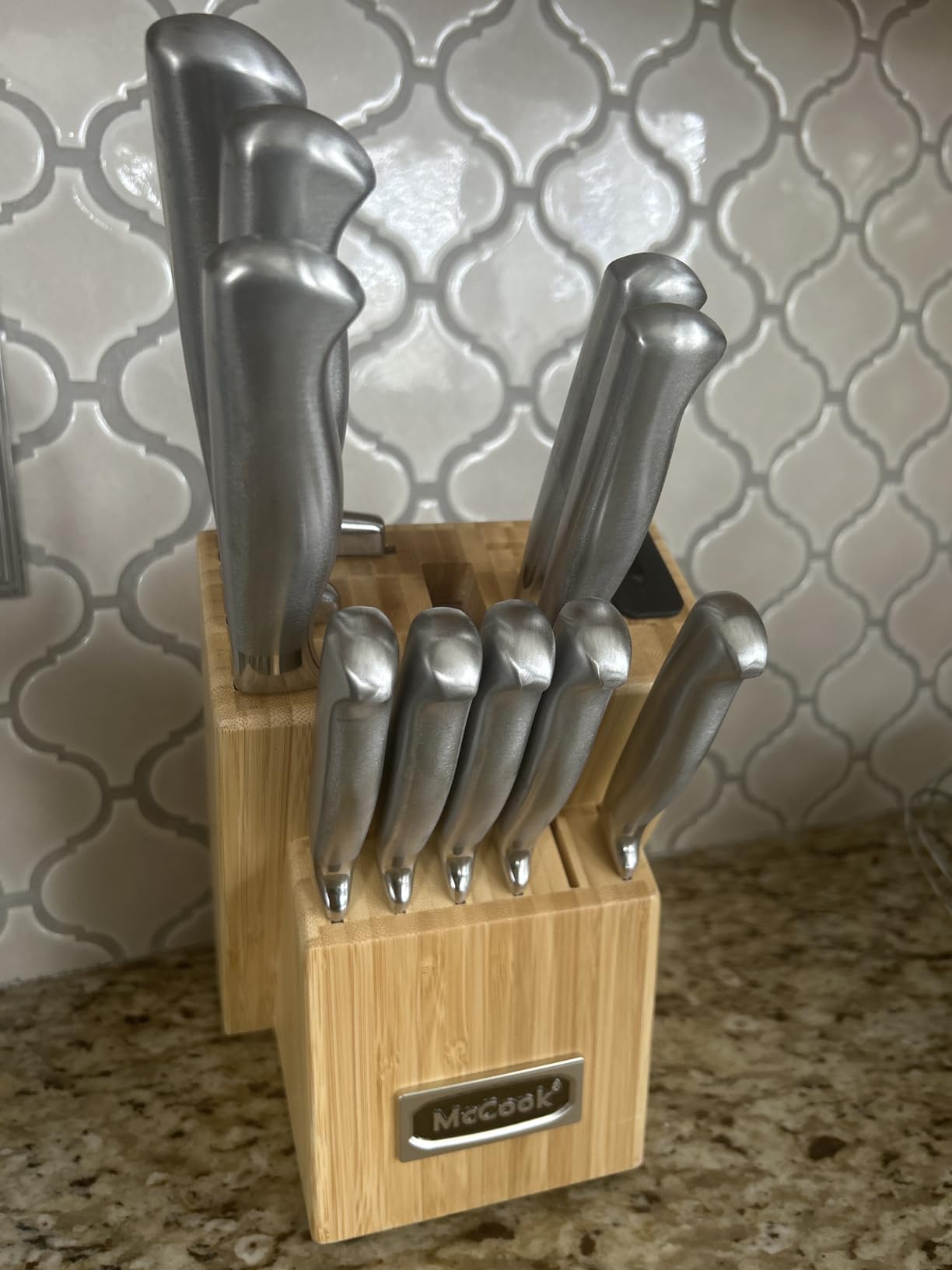 McCook German Stainless Steel Knife Block Sets with Built-in Sharpener, 15 Piece Chef Knife Set, Restaurant Grade, Anti-Rust, Elegant Box for Gift customer photo 2
