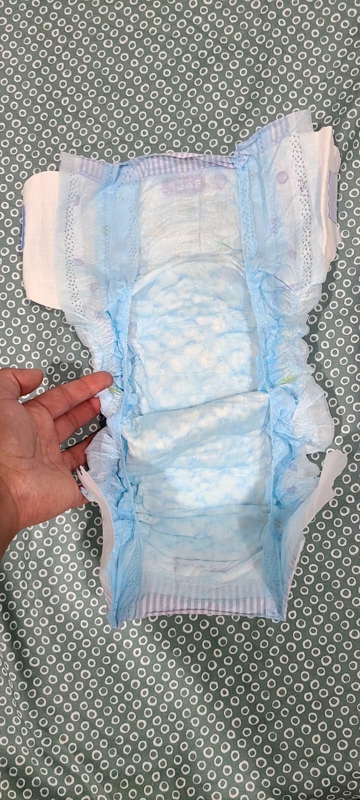 Luvs Platinum Protection Bluey Diapers, Size 1, 294 Count, Day & Night Baby Diapers customer photo 1