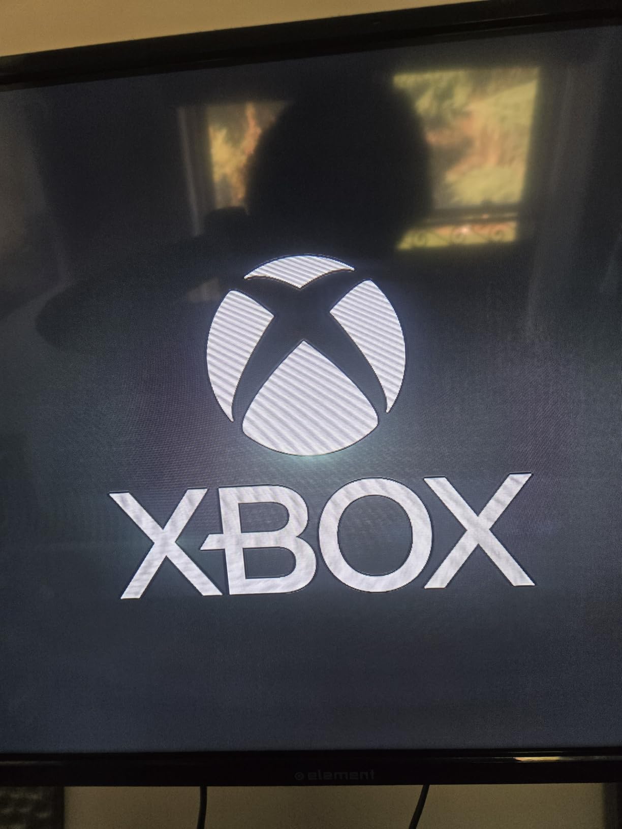 Xbox Series X 1TB Gaming Console + Wireless Controller - True 4K Gaming, 120 FPS customer photo 2