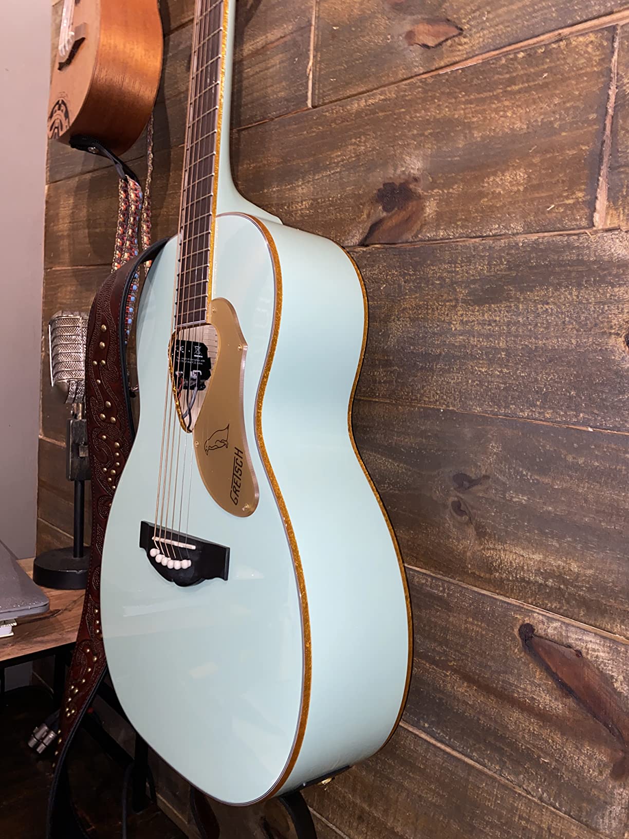 Gretsch G5021E Rancher Penguin Parlor Acoustic-electric Guitar - Mint Metallic customer photo 2