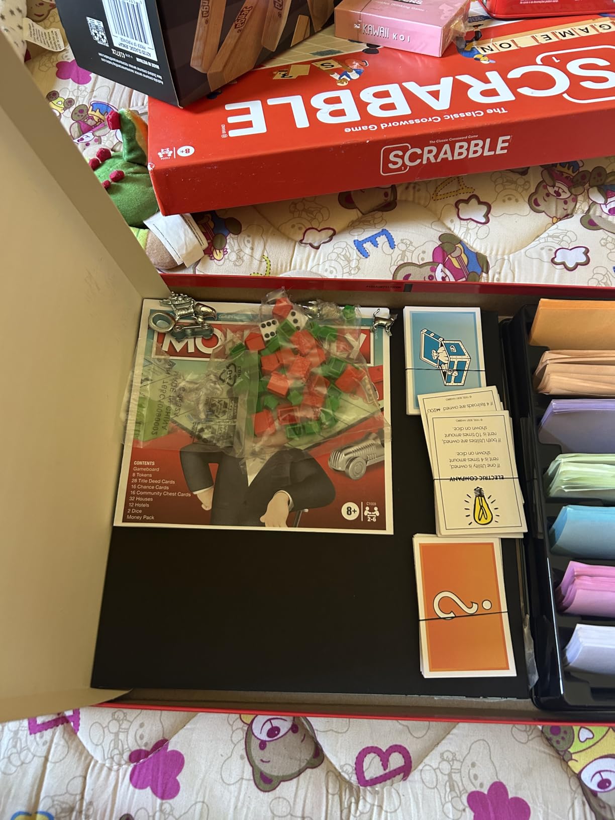 Monopoly Game, Family Board Games for 2 to 6 Players & Kids Ages 8 and Up, Includes 8 Tokens (Token Vote Edition) customer photo 2