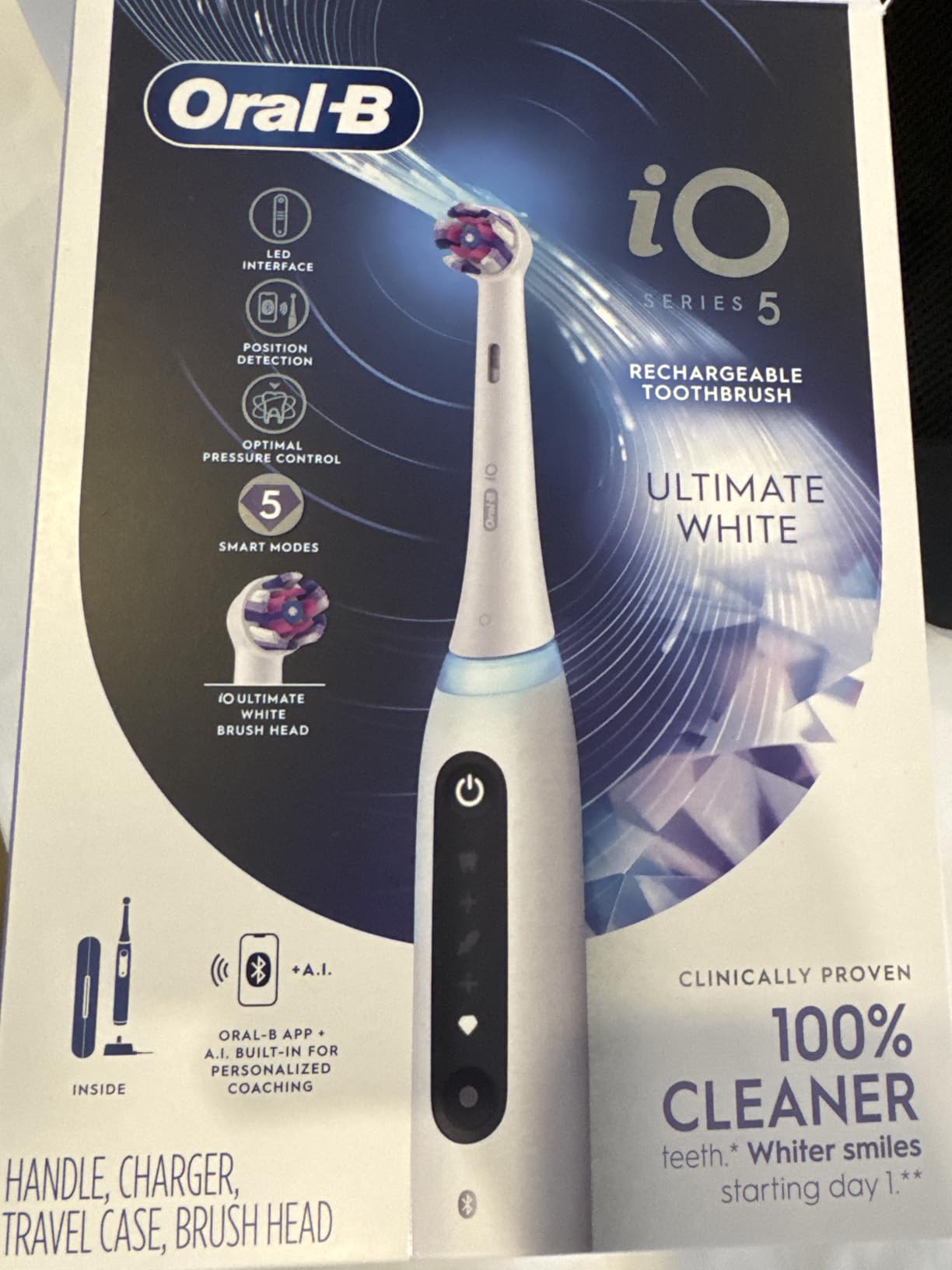 Oral-B iO Series 5 Ultimate White Rechargeable Electric Toothbrush with Visible Pressure Sensor, 5 Cleaning Settings, Travel Case, White customer photo 2