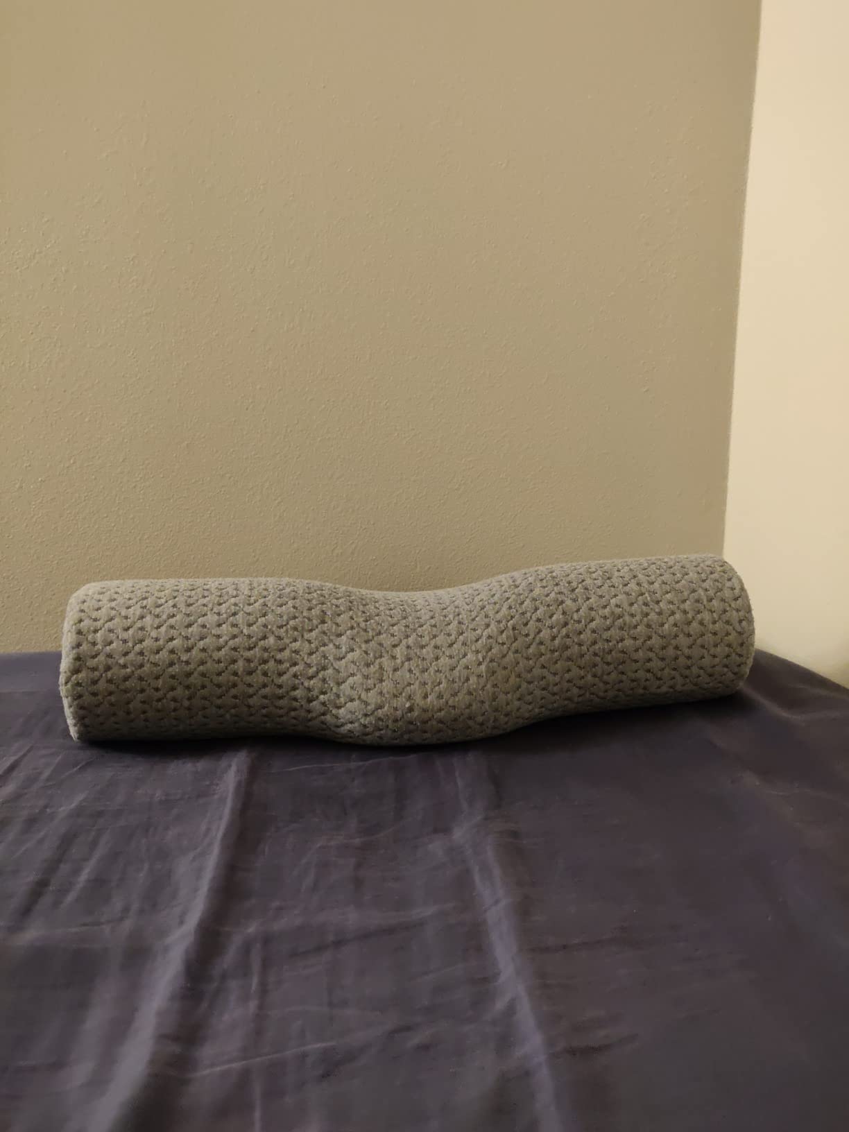 Demelon Cervical Neck Pillows for Pain Relief Sleeping, High-Density Memory Foam Pillow Neck for Bolster Support and Shoulder Relaxer, Decompression Devices Orthopedic Roll Pillow for Bed Office customer photo 1