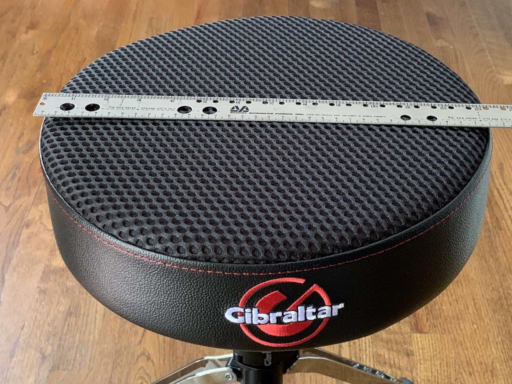 Gibraltar Drum Throne with Adjustable Height, Round Seat, Single-Braced Drum Stool, Lightweight Portable Design, Comfortable Cushion, Ideal for Practice, Travel, or Gigs, 4000 Series (4608) customer photo 1
