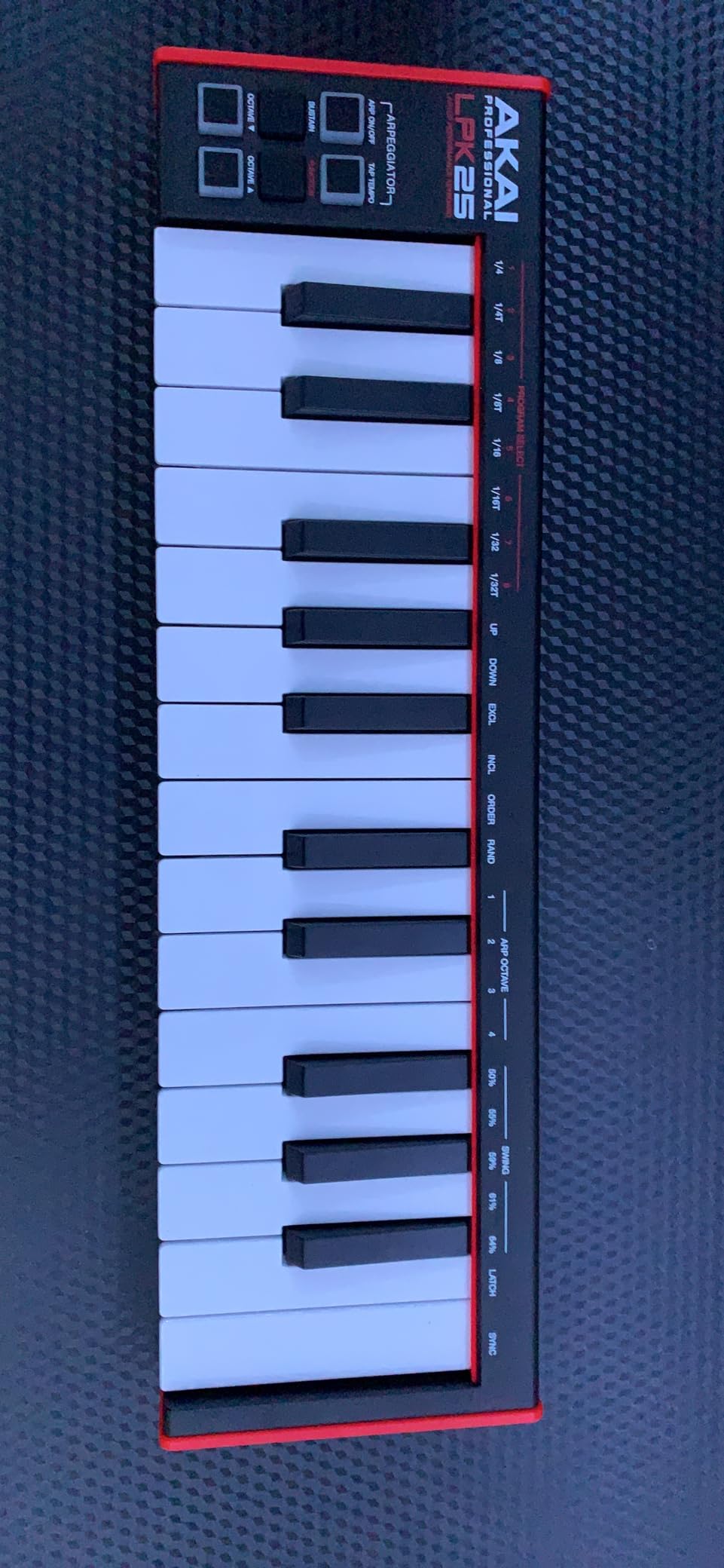 Akai Professional LPK25 - USB MIDI Keyboard Controller with 25 Responsive Synth Keys for Mac and PC, Arpeggiator and Music Production Software customer photo 2