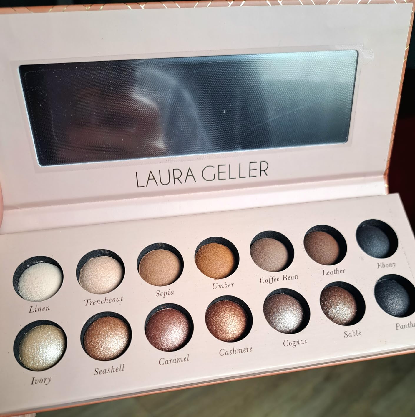 LAURA GELLER NEW YORK The Delectables Earthy Essentials Baked Eyeshadow Palette | 14 Pigmented Eyeshadows customer photo 1