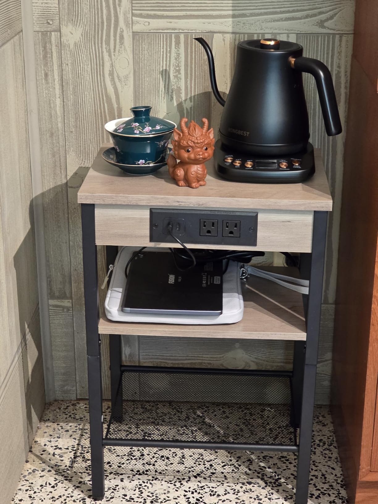 HOOBRO Side Tables Set of 2 with Charging Station and USB Port, Small End Tables for Small Space, 3-Tier Nightstands with Adjustable Shelf, for Living Room, Bedroom, Greige and Black BG112BZP201 customer photo 1