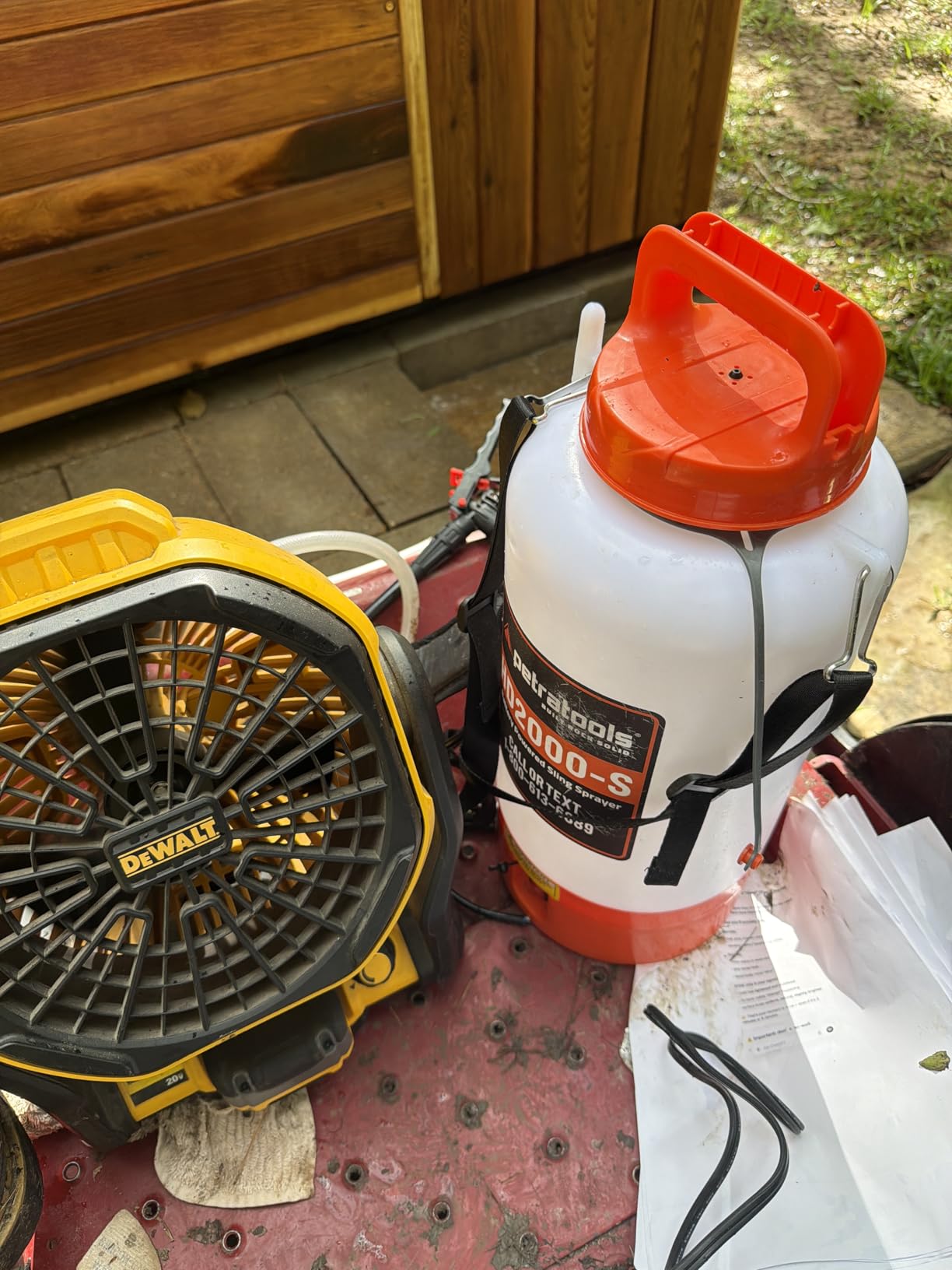 PetraTools HD2000-S 2 Gallon Battery Powered Garden Sprayer, 2 Hour Runtime | Weed Sprayer w/ 4 Ft Hose, Extendable Wand, 2 Nozzles customer photo 1