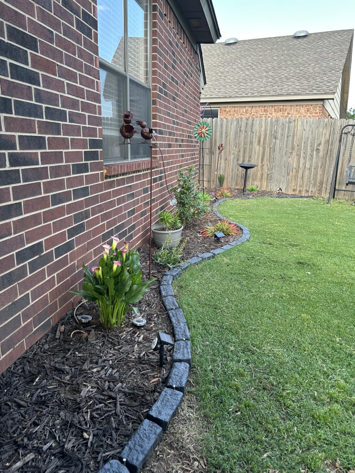 Beuta Landscape Edging | Garden Edging Border | Faux Stone Bricks for Lawn Edging, Flower beds, Pathways & Yard Edging - 1 Pack | Each Section Has 6 Bricks 48
