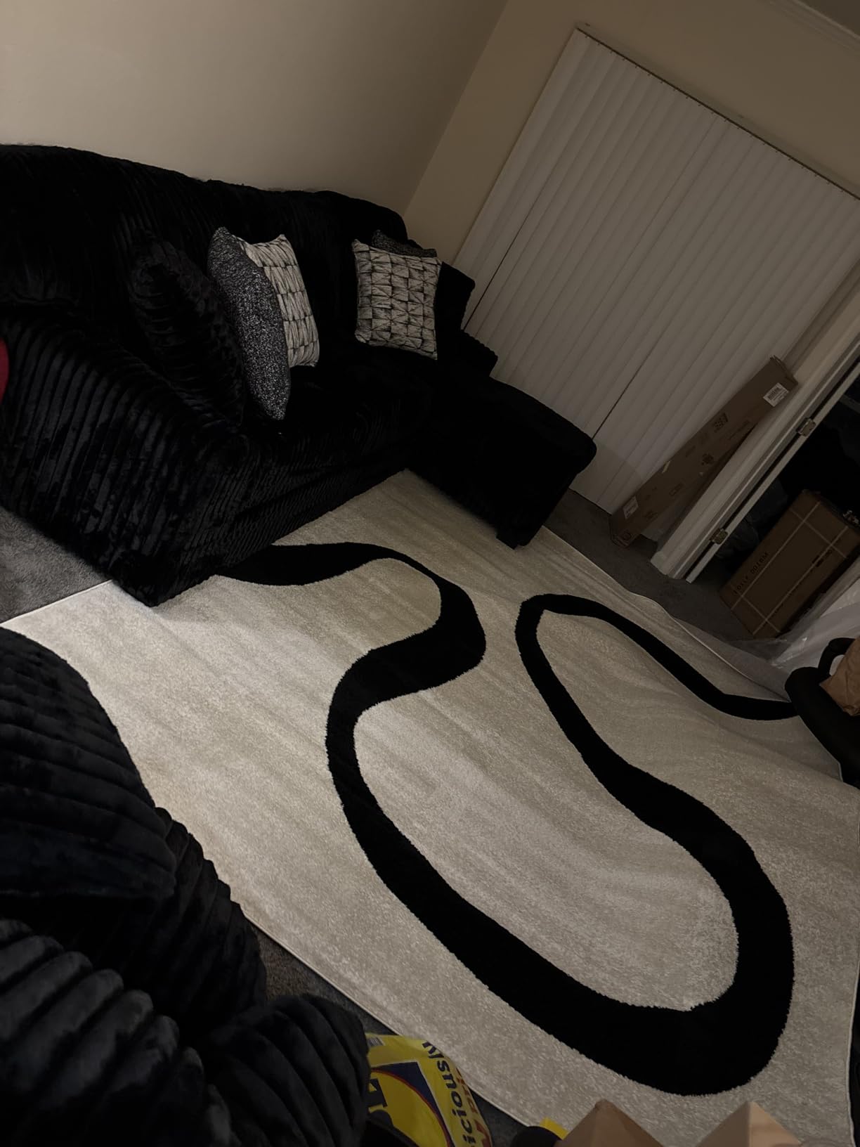 Abani Abstract Beige/Black Area Rug - 6'x9' - Modern Curved Line Design - Deco Collection - Easy to Clean - Durable for High Traffic Areas - Bedroom, Office & Kitchen - Medium Pile customer photo 2