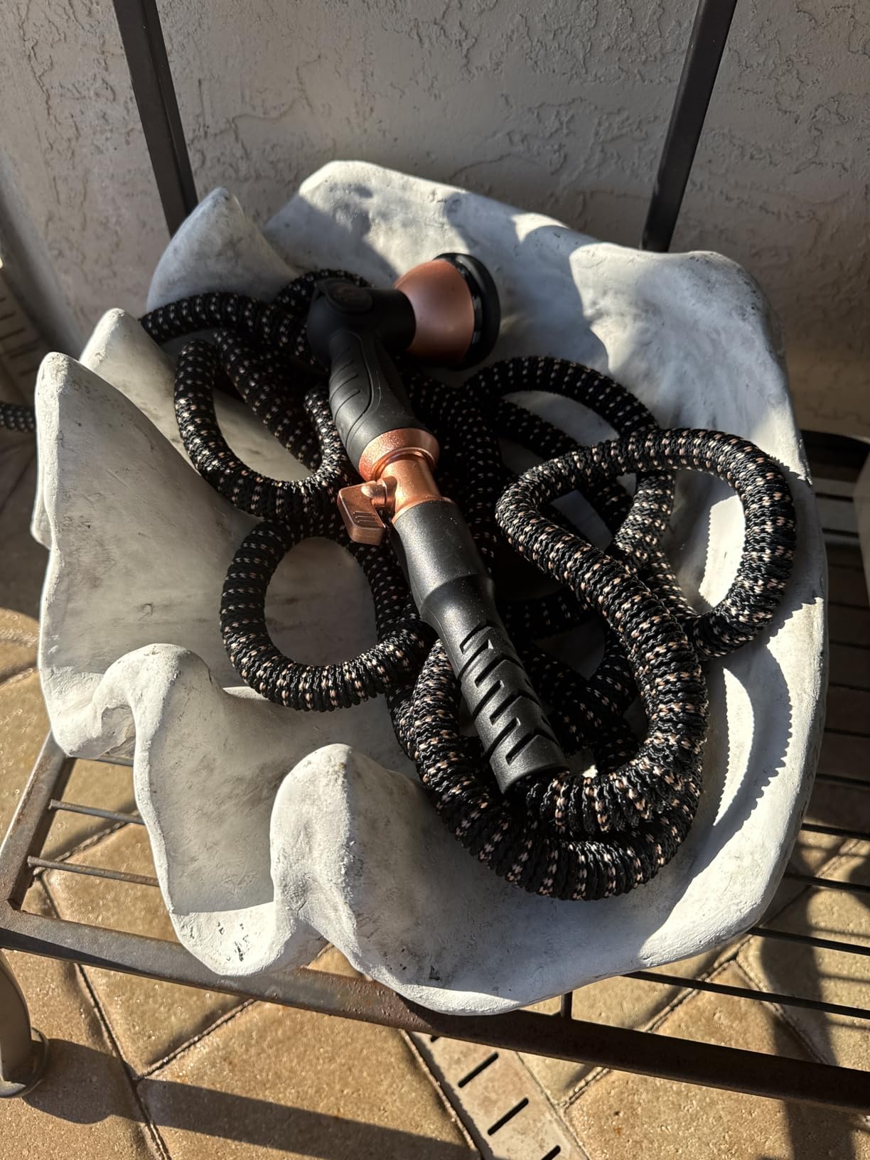 Pocket Hose 50 FT Copper Bullet Expandable Garden Hose w/10 Pattern Thumb Spray Nozzle AS SEEN ON TV 650psi 3/4 in Patented Lead-Free Ultra-Lightweight Solid Copper Anodized Aluminum customer photo 1