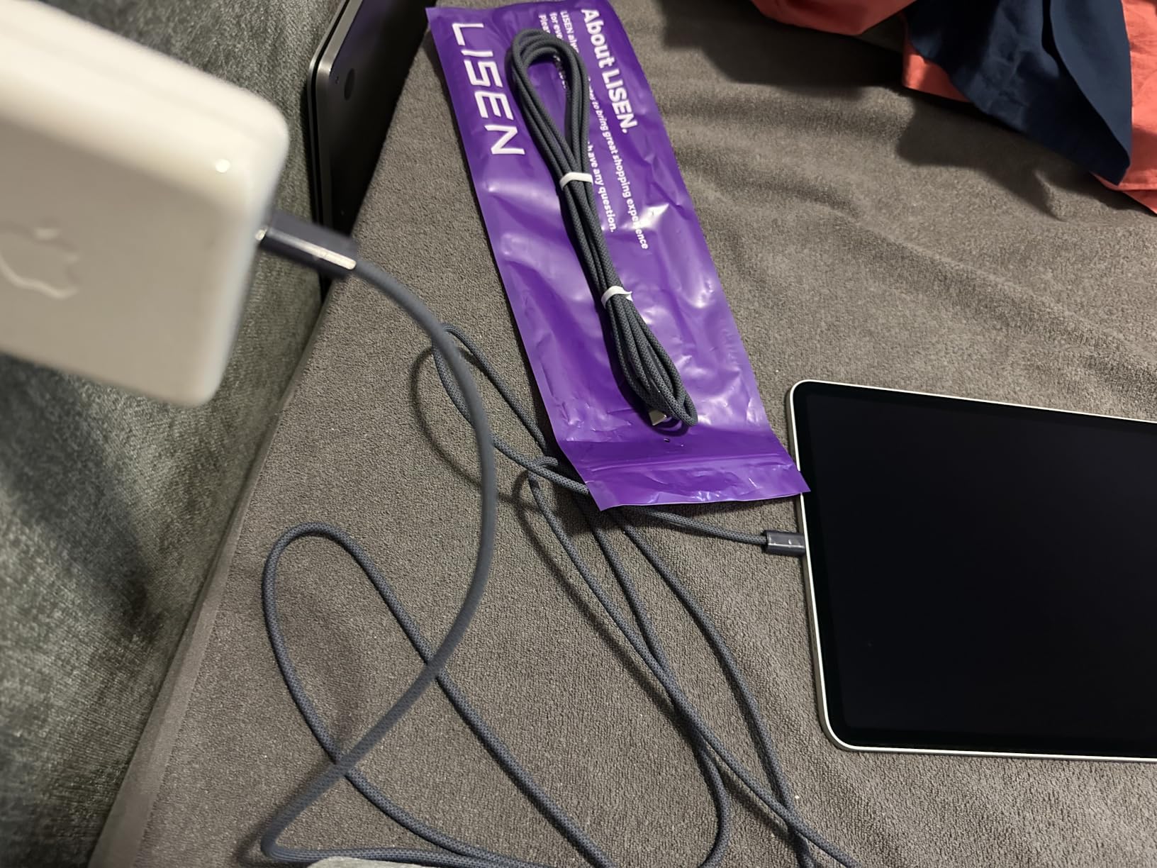 USB C to USB C Cable, 240W C to C Cable Fast Charging [6.6FT, 2 Pack] Type C Charger for iPhone 17/16/15 Pro Max, iPad, MacBook, Samsung S26/S25 Ultra customer photo 1