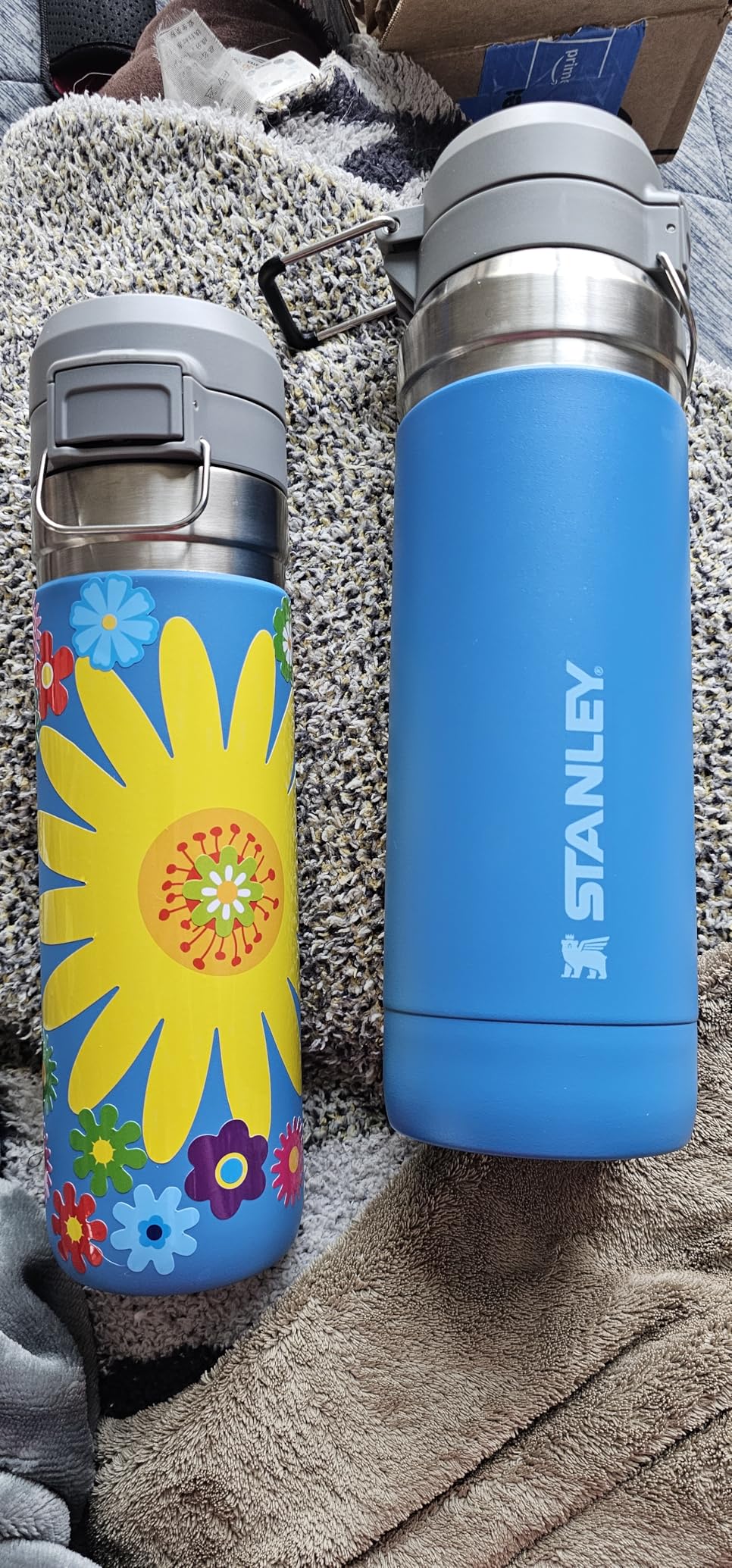Stanley Quick Flip GO Water Bottle 24 oz | Push Button Lid | Black 2.0 customer photo 1