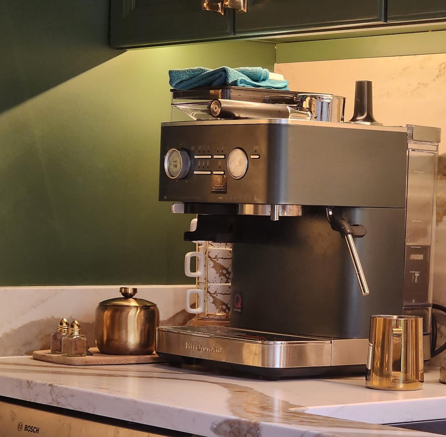 KitchenAid Semi Automatic Espresso Machine with Burr Grinder, 2.5L, KES6551SX, Brushed Stainless Steel customer photo 1