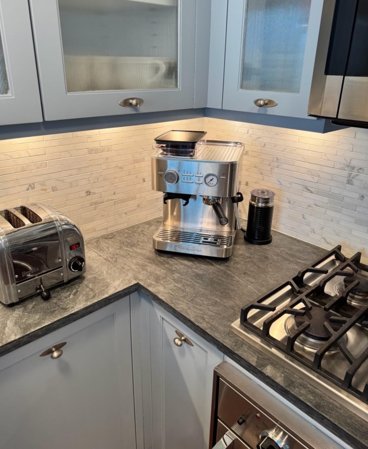 KitchenAid Semi Automatic Espresso Machine with Burr Grinder, 2.5L, KES6551SX, Brushed Stainless Steel customer photo 2