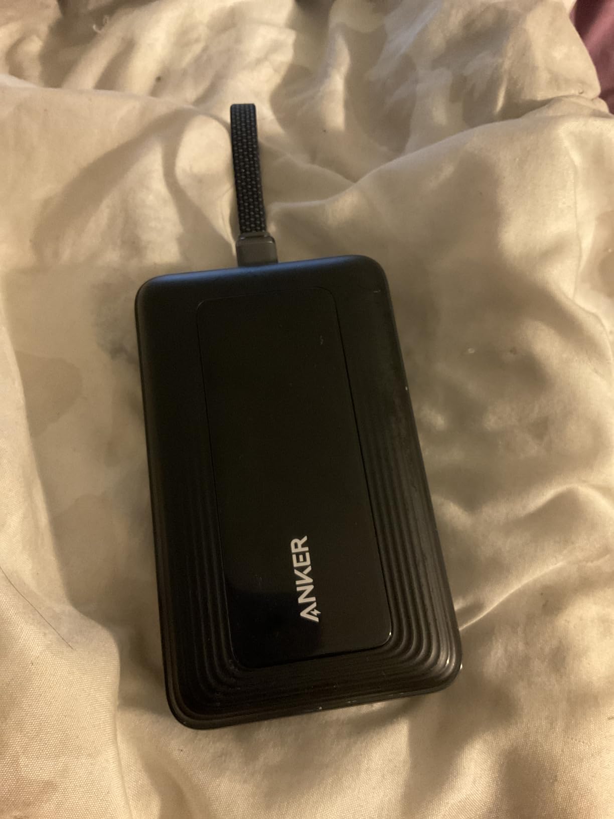 Anker Zolo Power Bank (2025 Upgraded Version), 20,000mAh 30W High-Speed Portable Charger with Built-in USB-C Cable, Battery Pack for iPhone 17/16/15 Series, Galaxy, and More customer photo 2
