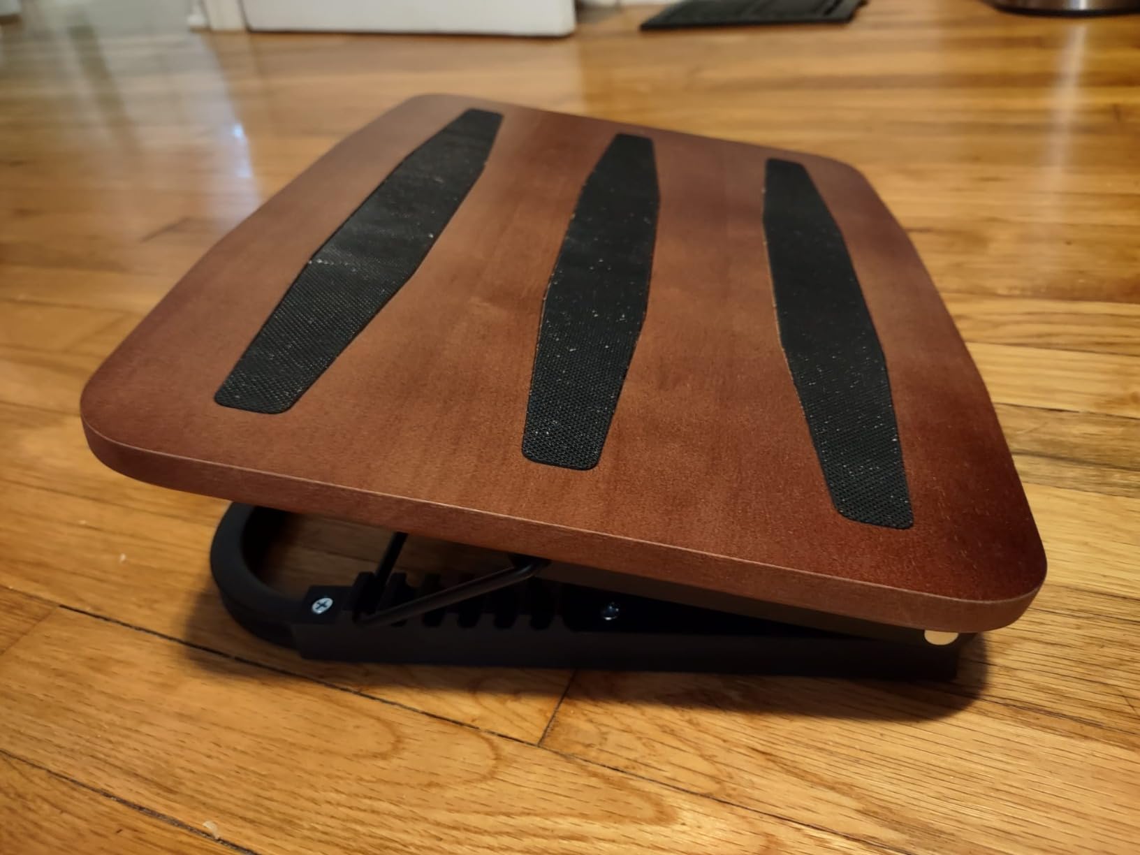 Adjustable Under Desk Foot Stool - Ergonomic Foot Rest with 7 Angles - Walnut customer photo 1