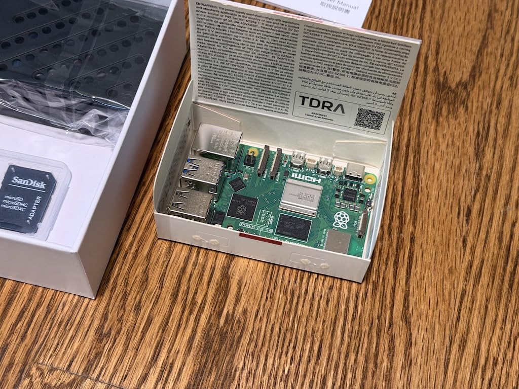 RasTech Raspberry Pi 5 8GB Kit 64GB Edition with Active Cooler, 27W GaN USB-C Power Supply, Pi5 8GB Board, Case, Dual 4K Micro HD Out Cables and User Manual customer photo 1