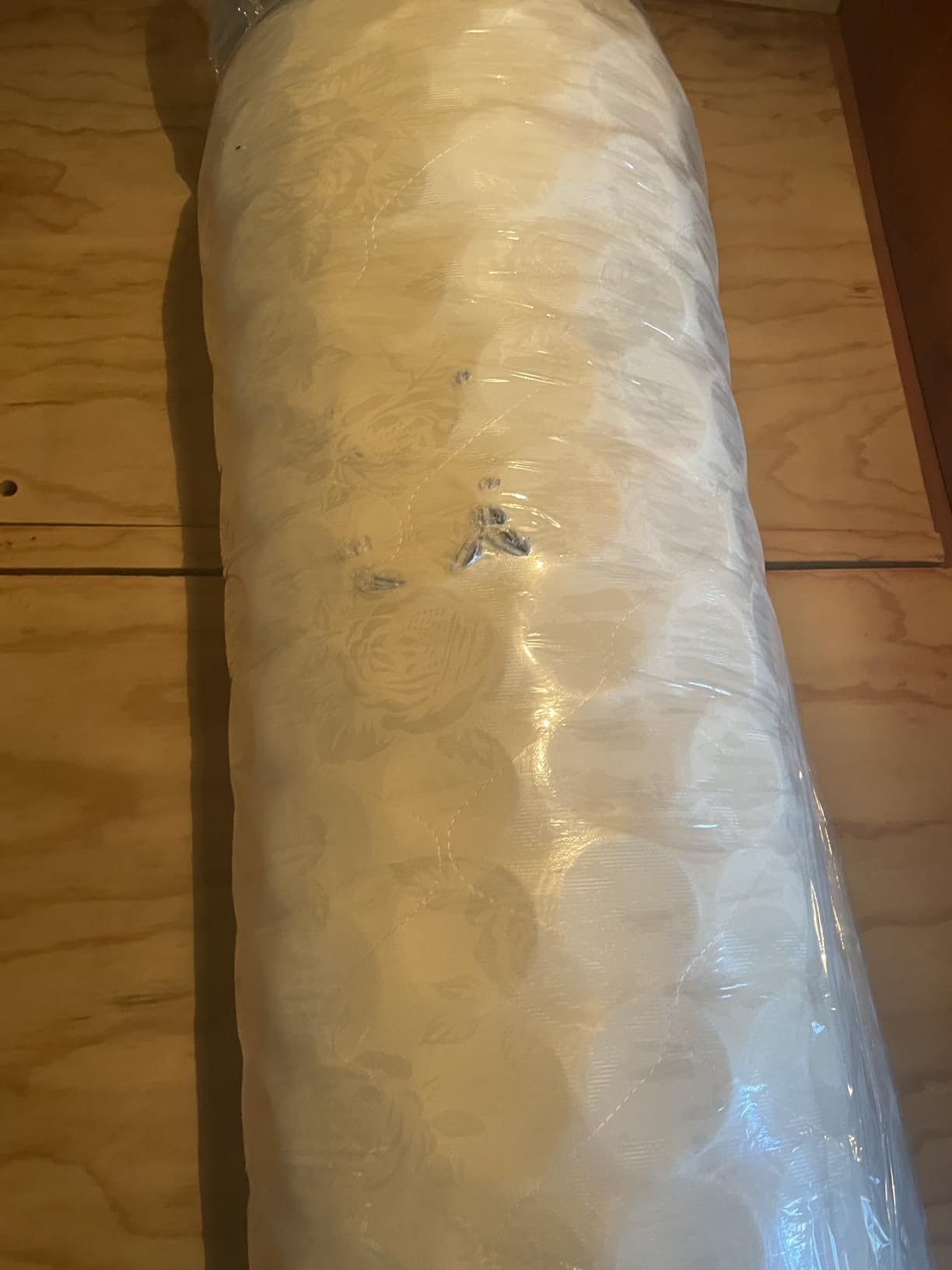 Queen Mattress, Hotel-Level 12 Inches Pillow Top Hybrid Queen Mattress in a Bag, Memory Foam Pocket Spring for Medium Firm Support, QueenSize 80