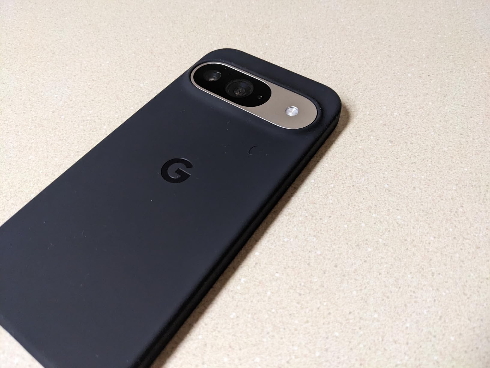 Google Pixel 9 + 9 Pro Case - Android Phone Case - Durable Protection - Stain-Resistant Silicone - Slim Design - Obsidian customer photo 1
