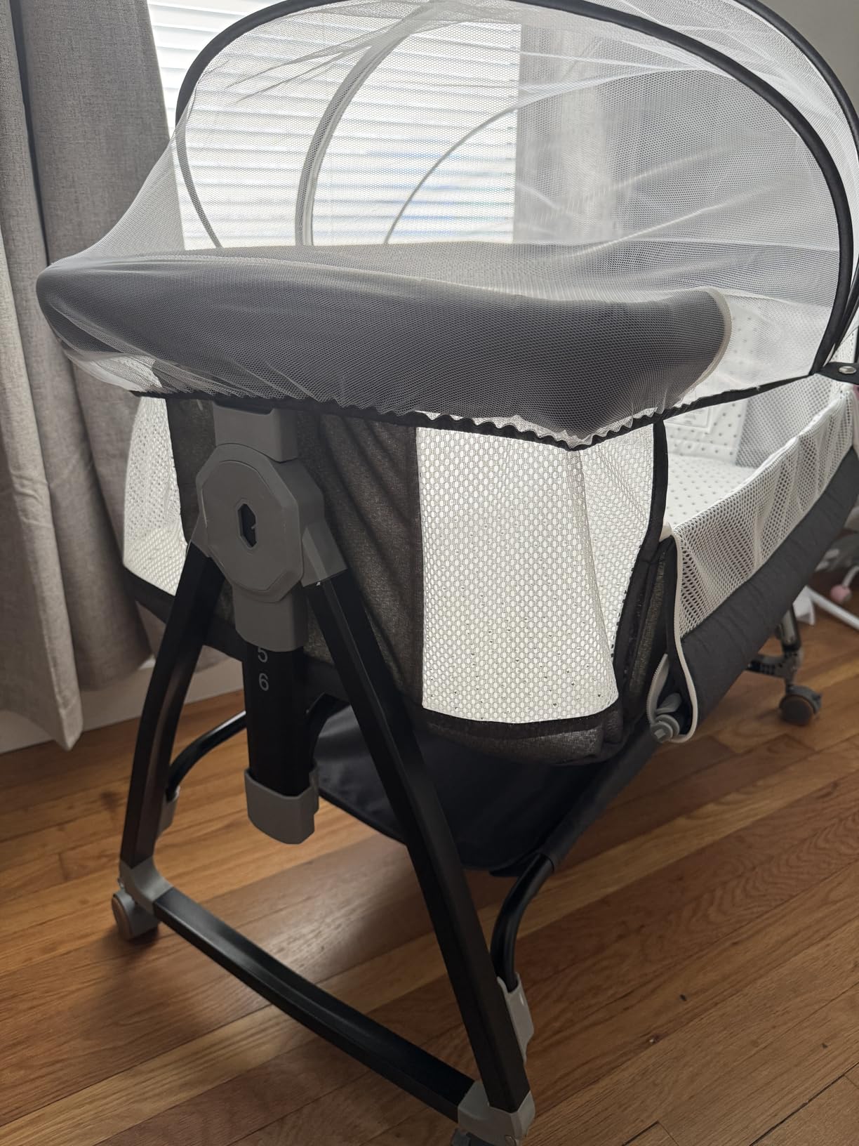 Bedside Bassinet for Baby, 3 in 1 Breathable Mesh Baby Bassinet, 6 Height Adjustable, Easy to Assemble, Bassinet Bedside Sleeper with Wheels, Mosquito Net, Storage Basket, Bassinets for Newborn Baby customer photo 2