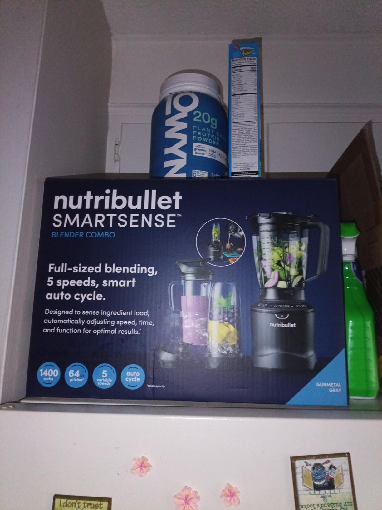 NutriBullet SmartSense Blender Combo, 1400W, 64oz Pitcher, 32oz & 24oz Cups, 5-Speed, Smoothies, Ice and Frozen Fruit, Gunmetal Gray, NBF50700 customer photo 1