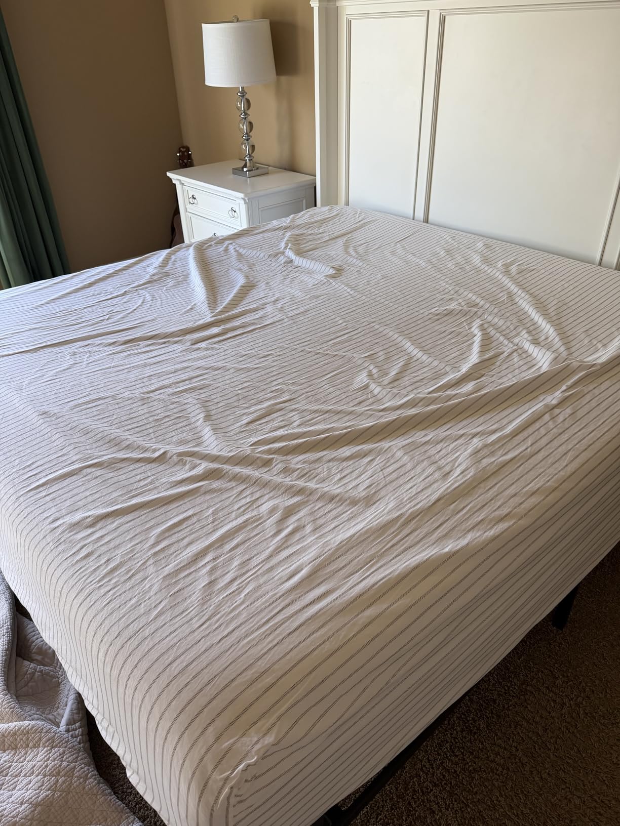Eddie Bauer - Queen Sheet Set, Cotton Percale Bedding Set, Super Soft and Bedding Set, Oeko-Tex Certified (Essential Stripe Beige, Queen) customer photo 1