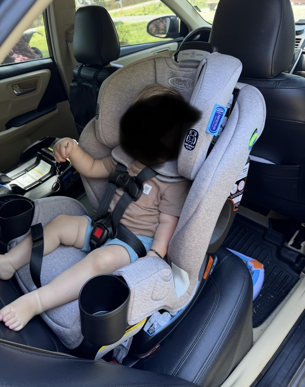 Graco Extend2Fit Convertible Car Seat, Rear and Forward Facing Car Seat with Adjustable Extension Panel for Extra Legroom, Redmond customer photo 1
