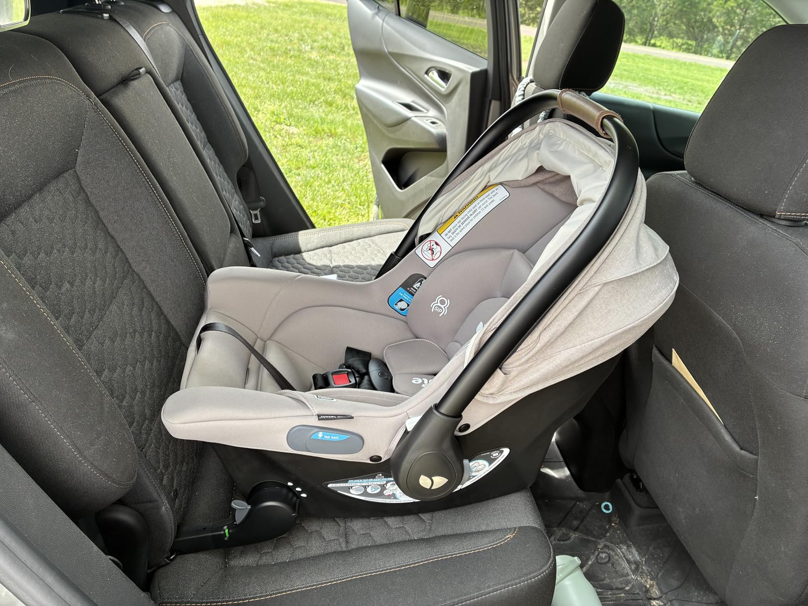 Joie Baby Mint Latch Baseless Infant Car Seat - Lightweight, Built-in Rigid Lower Anchor Attachments and Side-Impact Protection - No Base Installation Required, Travel-Friendly Design, Shale Dark customer photo 2