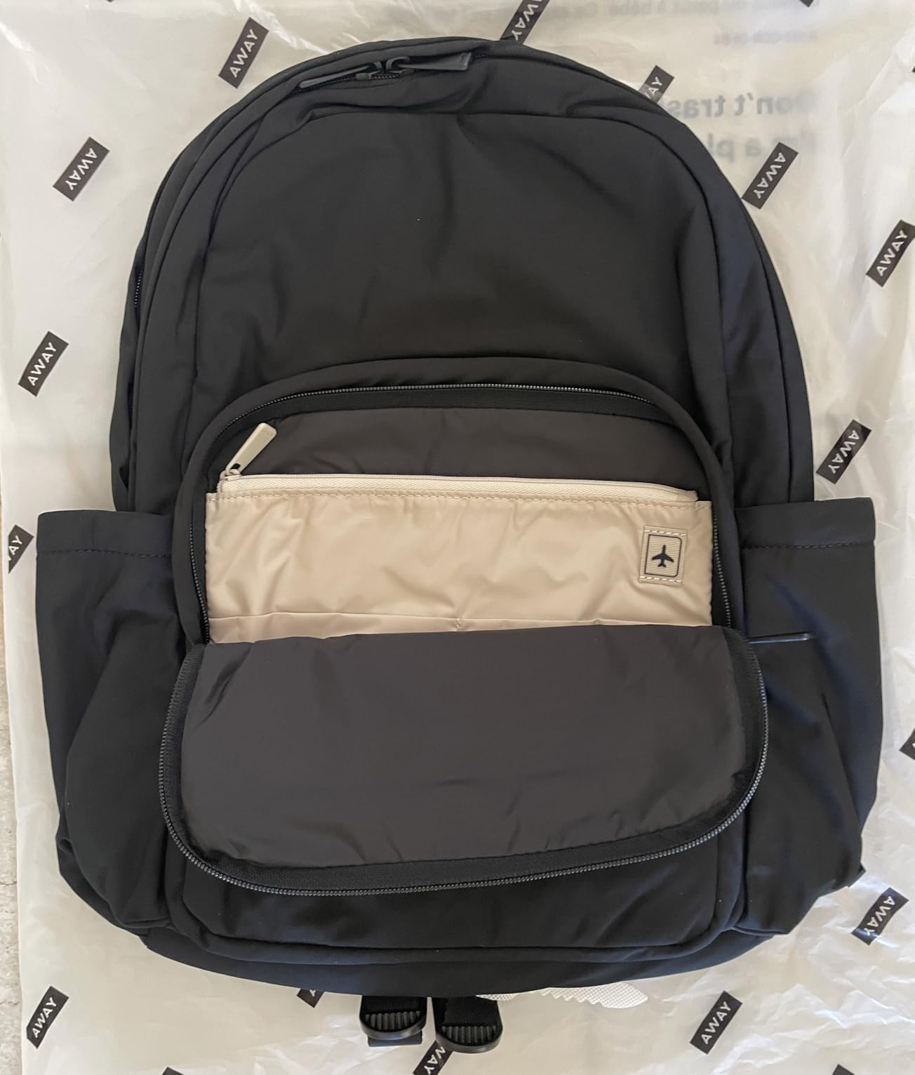 Away Featherlight Large Backpack for Travel and Work - Ergonomic Lightweight Bag with 16 Inch Laptop Sleeve, Passport Pocket and Trolley Sleeve, Jet Black customer photo 2