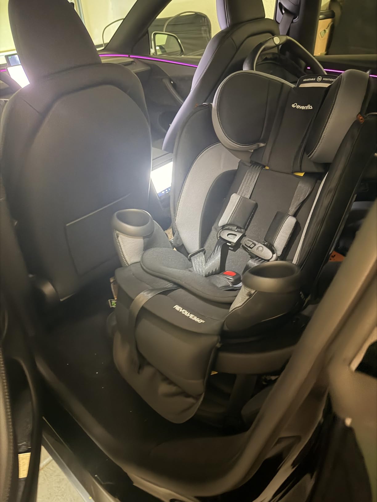 Evenflo Revolve360 Extend Convertible Car Seat with 360 Degree Rotation, Extended Rear-Facing, Forward-Facing, Booster Mode, and Secure Latch Install, Rockland Green customer photo 2