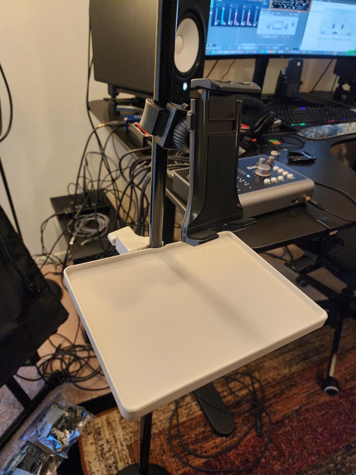 Portable Vocal Booth for Home Studio, Echo-Free Recording Booth for Voice Over, Podcast & Singing, 360° Reverb Isolation with Acoustic Blankets for Studio-Grade Sound customer photo 1