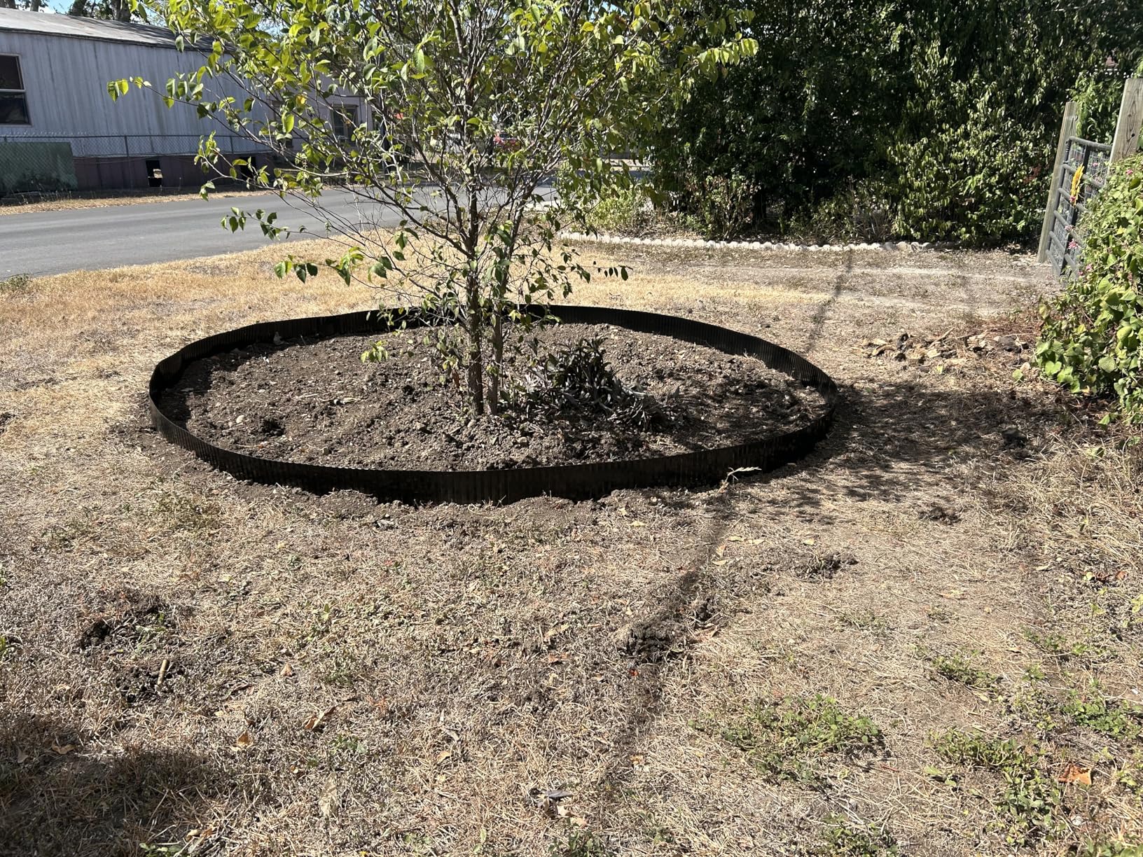 LAVEVE Corrugated Metal Garden Edging 6