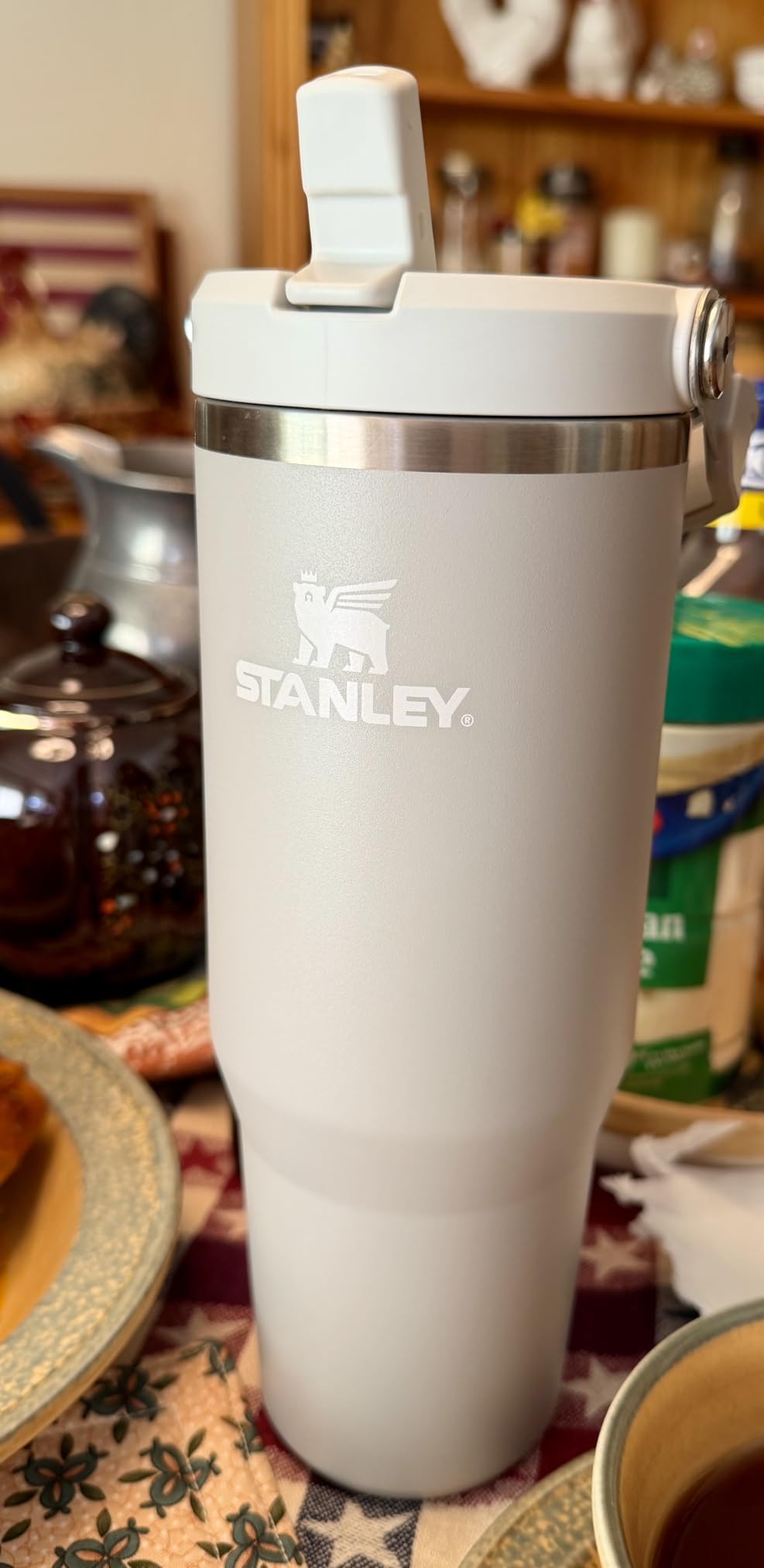 Stanley IceFlow 2.0 Flip Straw Tumbler with Handle 30 oz | Twist On Lid and Flip Up Straw | Leak Resistant Water Bottle | Insulated Stainless Steel | BPA-Free | Rose Quartz customer photo 1