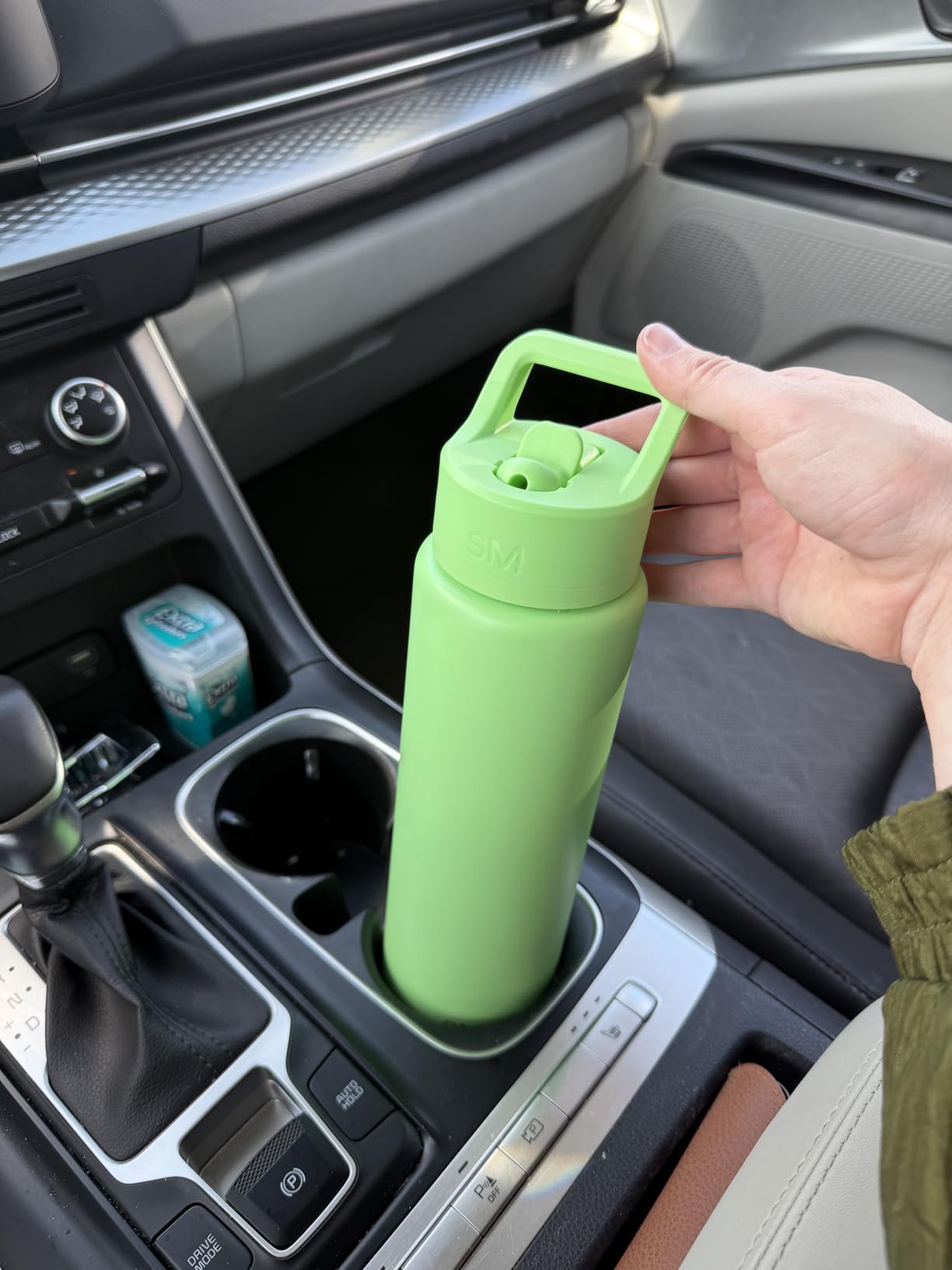 Simple Modern Water Bottle with Straw Lid | Vacuum Insulated Stainless Steel Metal Thermos | Reusable Leak Proof BPA-Free Flask for Sports Gym | Summit Collection | 30oz, Blue Dune customer photo 1