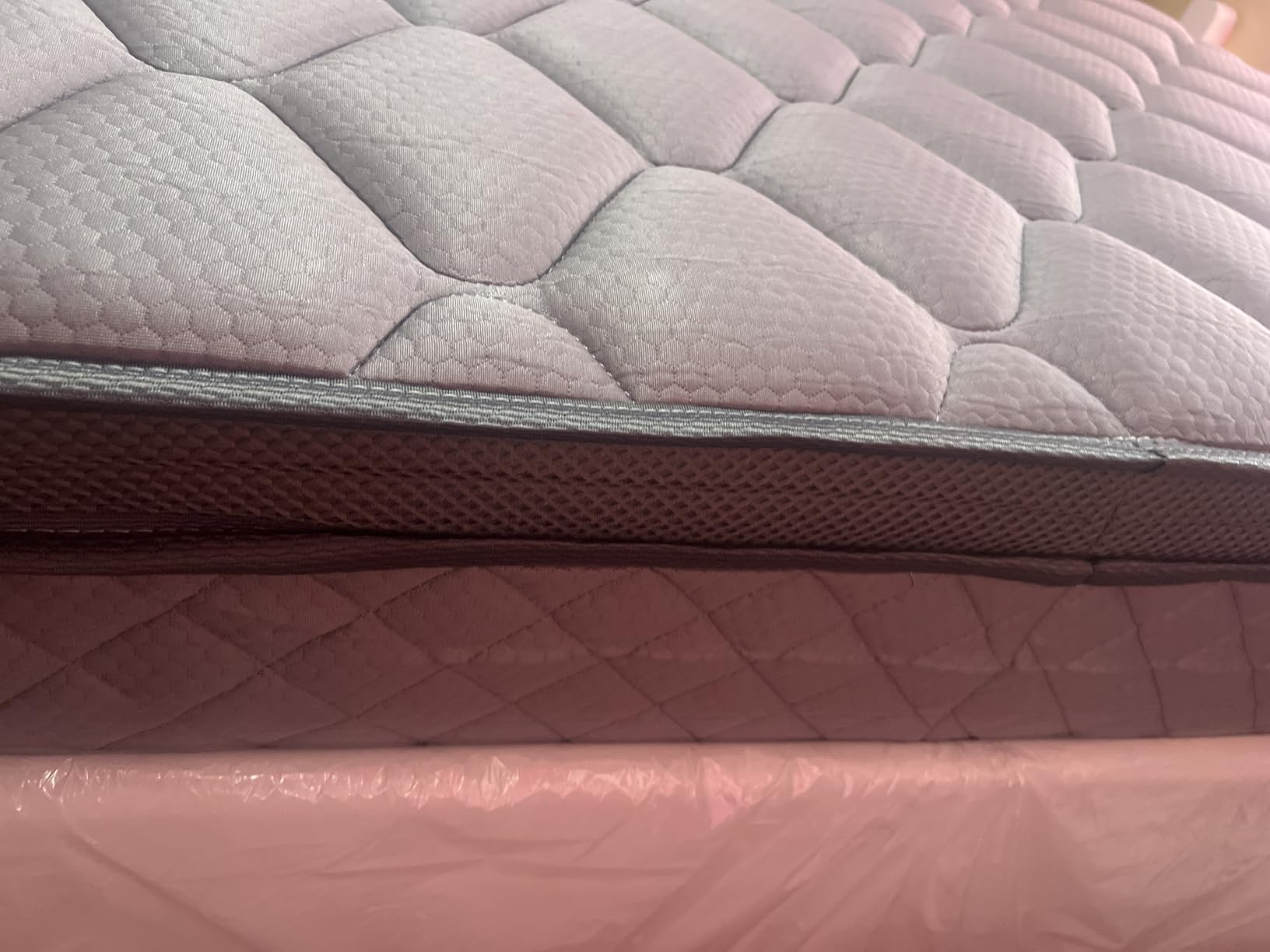 VISCOUNTESS Queen Mattress, 14 Inch Hybrid Mattresses Grey Euro Top Medium Firm for Back & Lumbar Support, 100 Night Trial, Individual Pocket Spring Bed for Motion Isolation & Pressure Relief customer photo 2